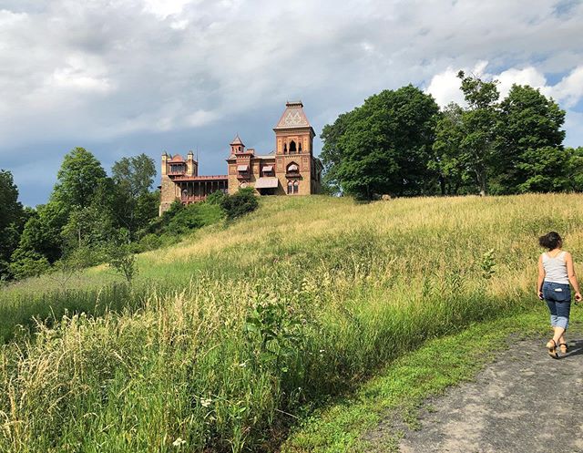 Just bring your nose Saturday July 13 @ 3, on the carriage trail for an interactive aromatic performance, as one of the Artist On Olana this season.  Tix &amp; deats @olanashs. #hudsonny #aromaticlandscape #placemaking #landart #moliculesofconnectedn