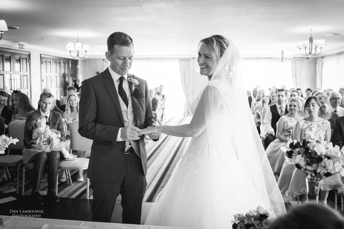 Wedding Photographer in Nottingham_53.jpg