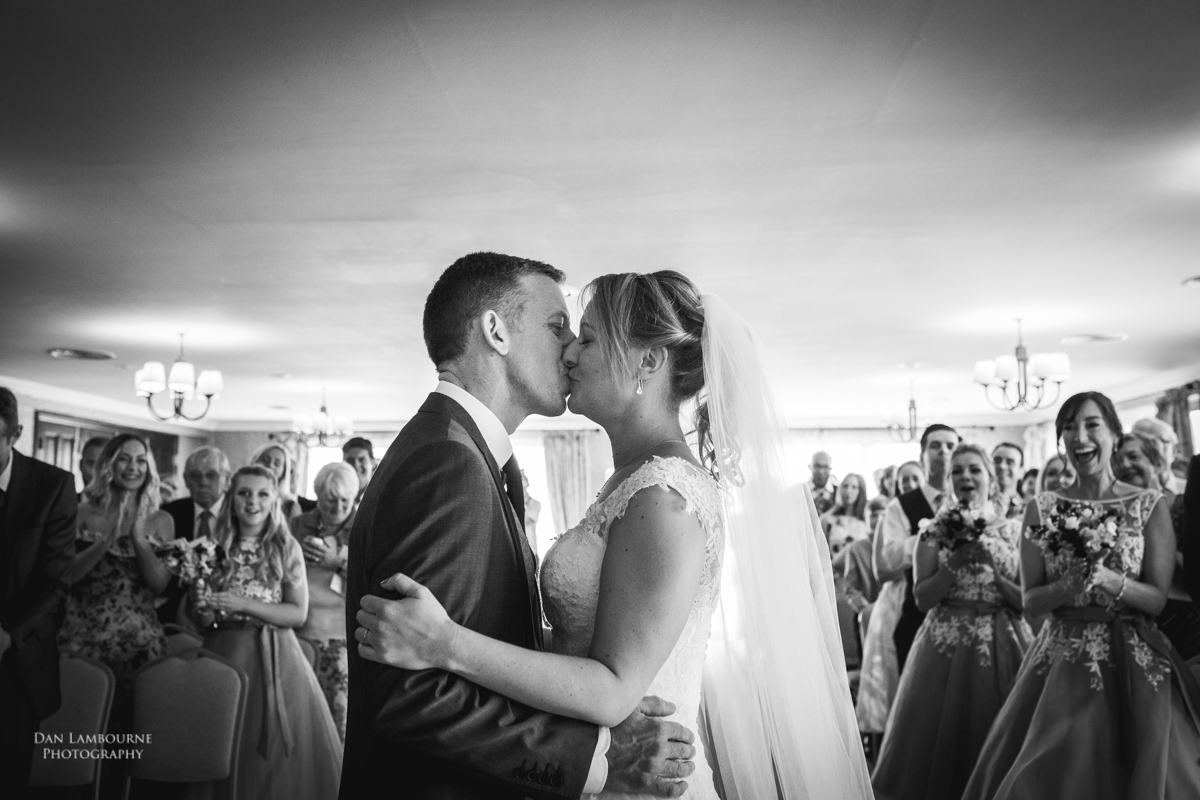 Wedding Photographer in Nottingham_55.jpg