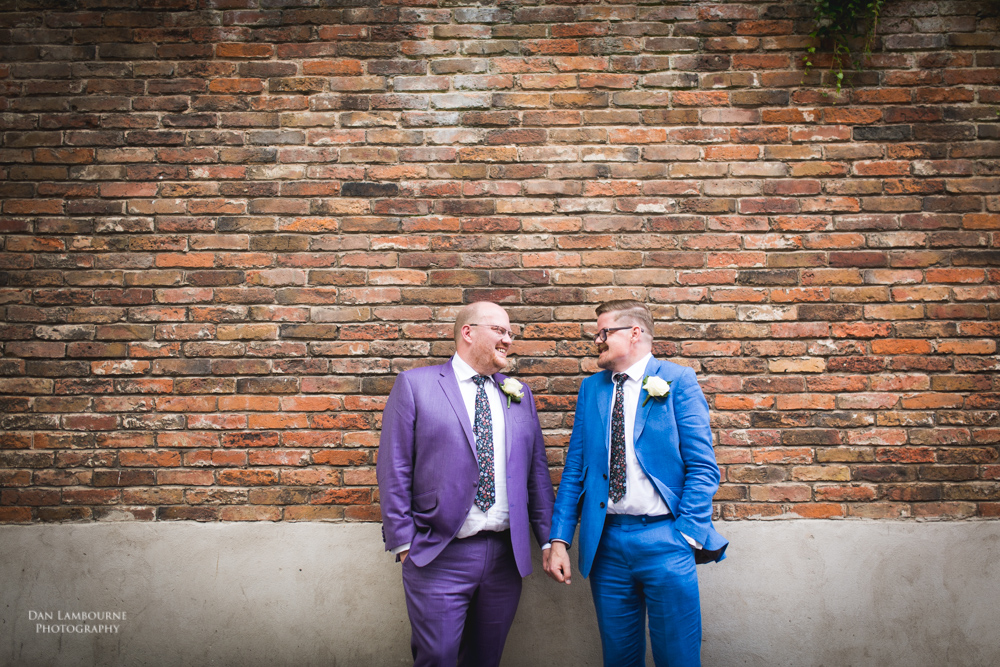 Wedding Photographer in nottingham_34.jpg