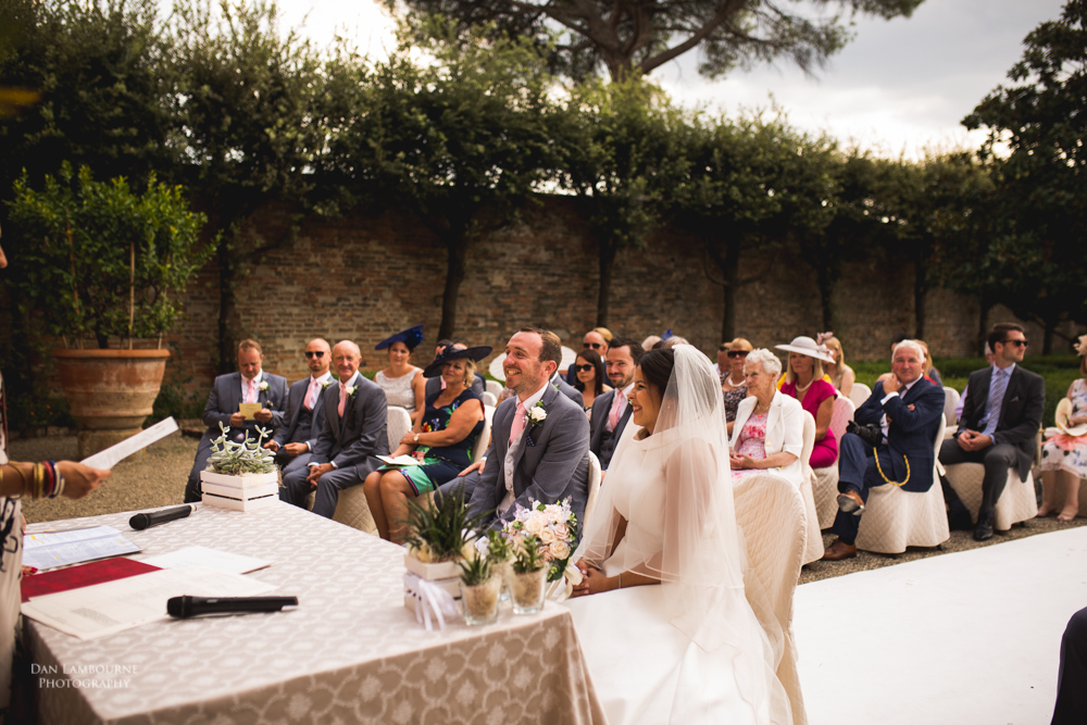 Wedding Photographers in Tuscany_70.jpg