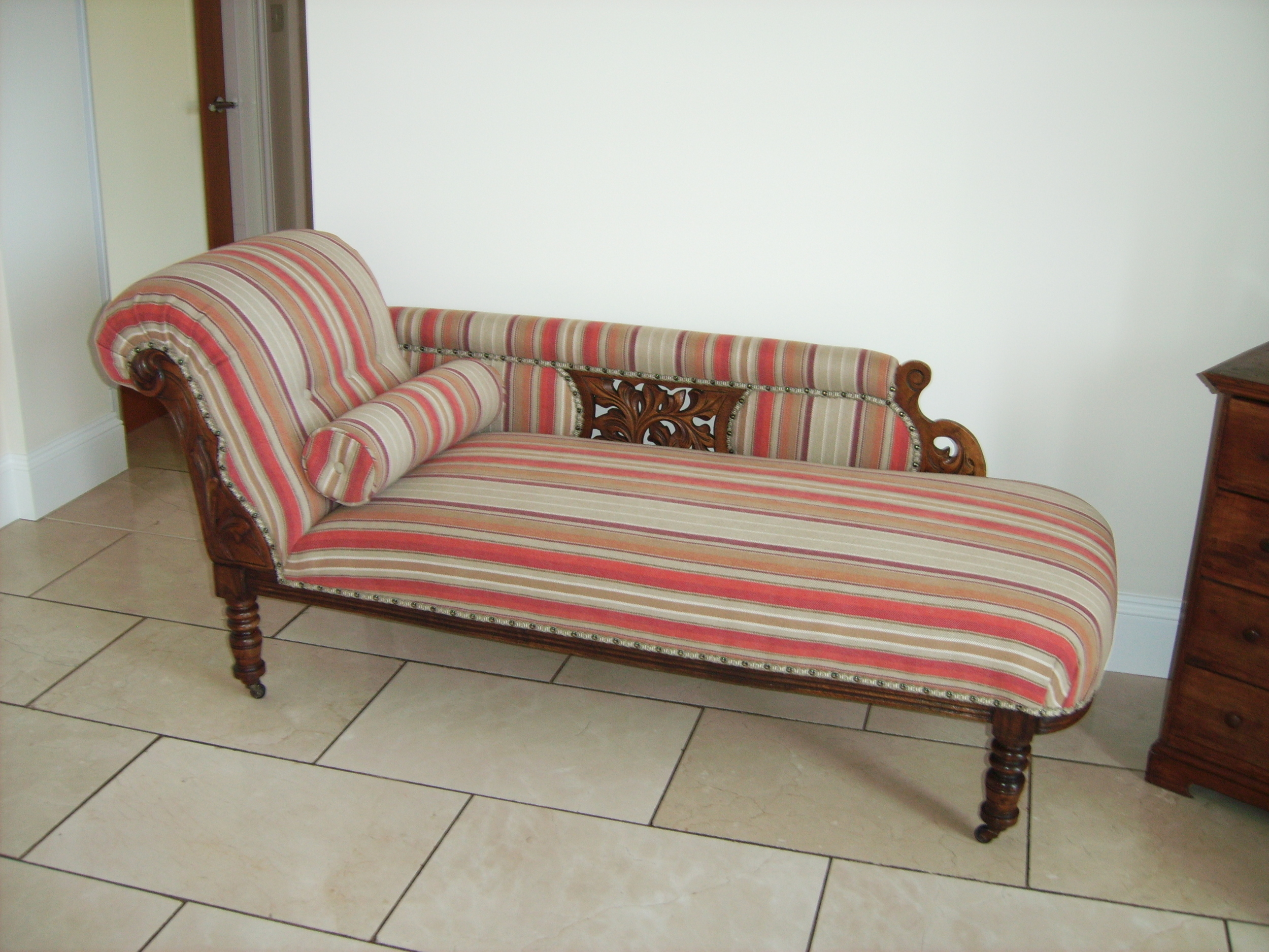 Chaise after