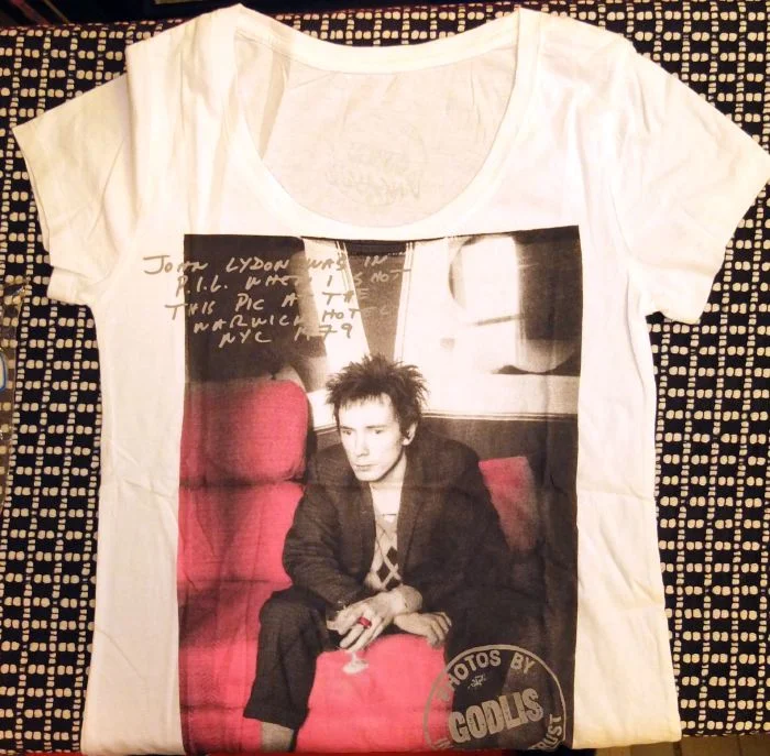 KS_Tshirts 6_dg.JPG