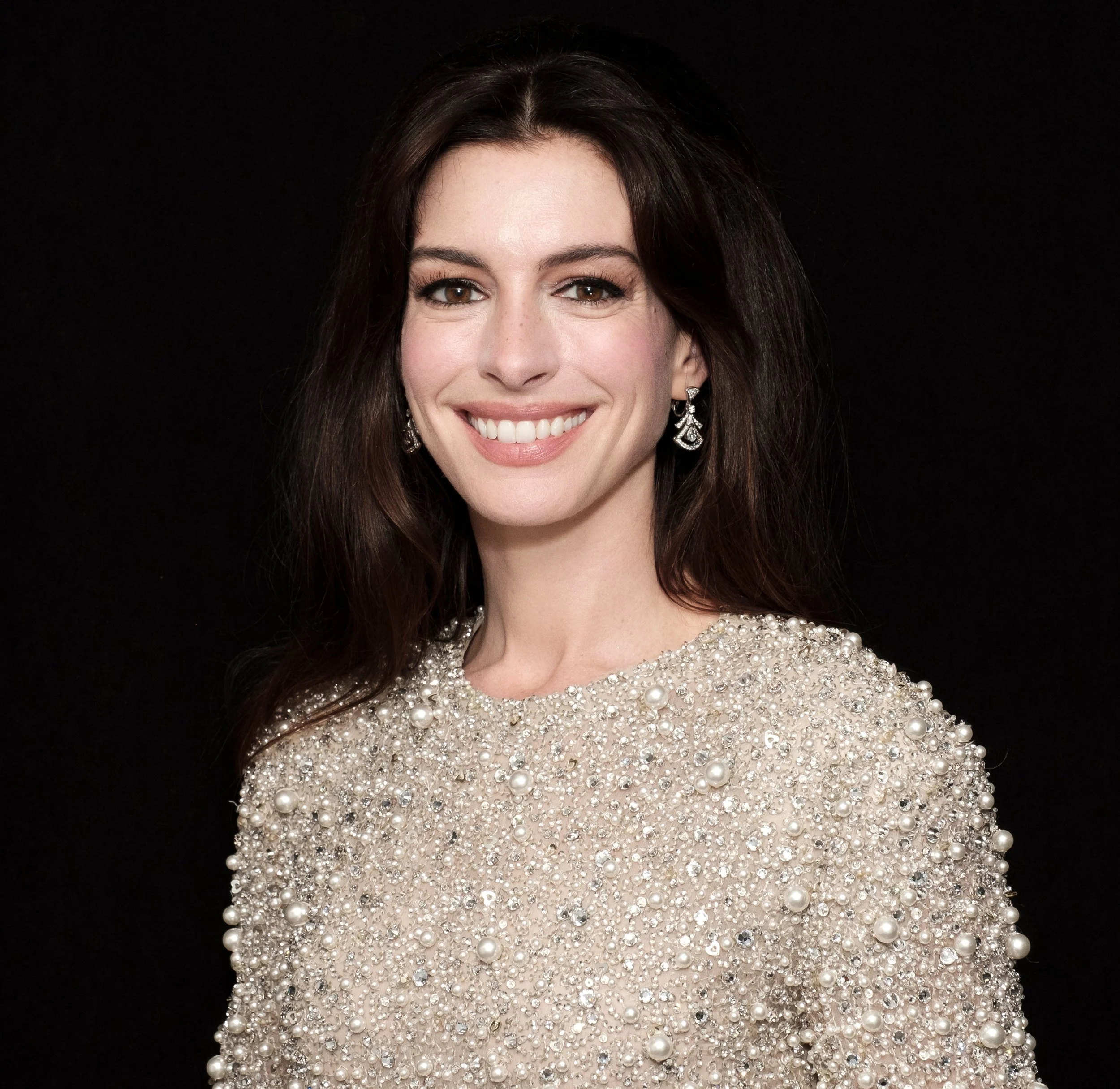 Anne-Hathaway-NYFF2022_ArmegeddonTime-015_C_SQ_GODLIS.jpg
