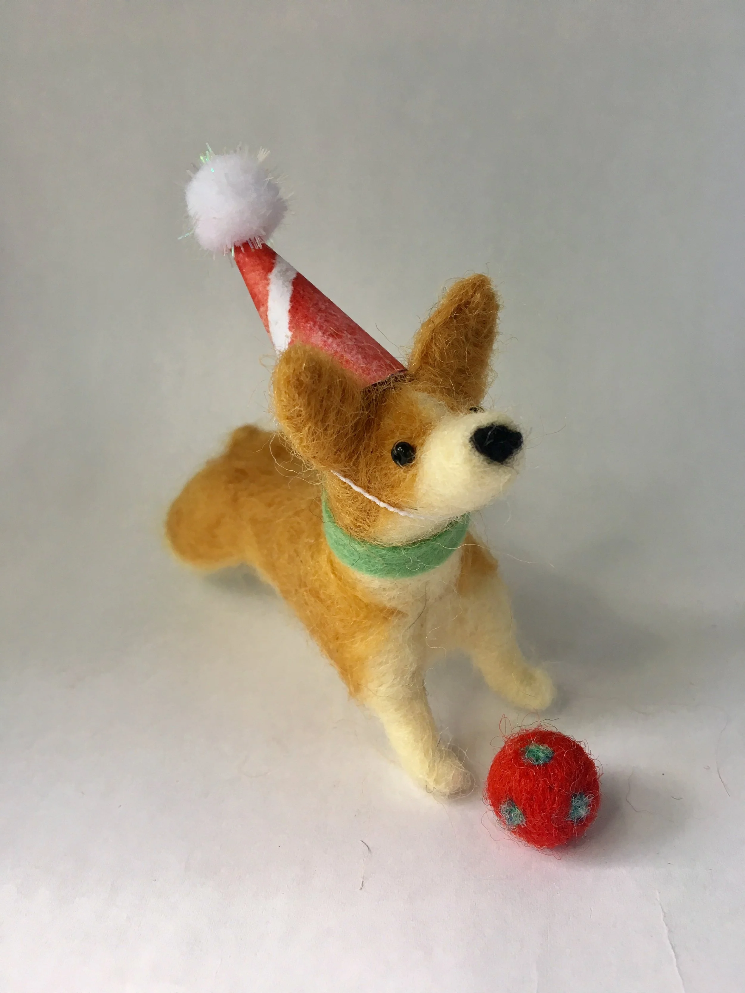 stand corgi 1e.jpg