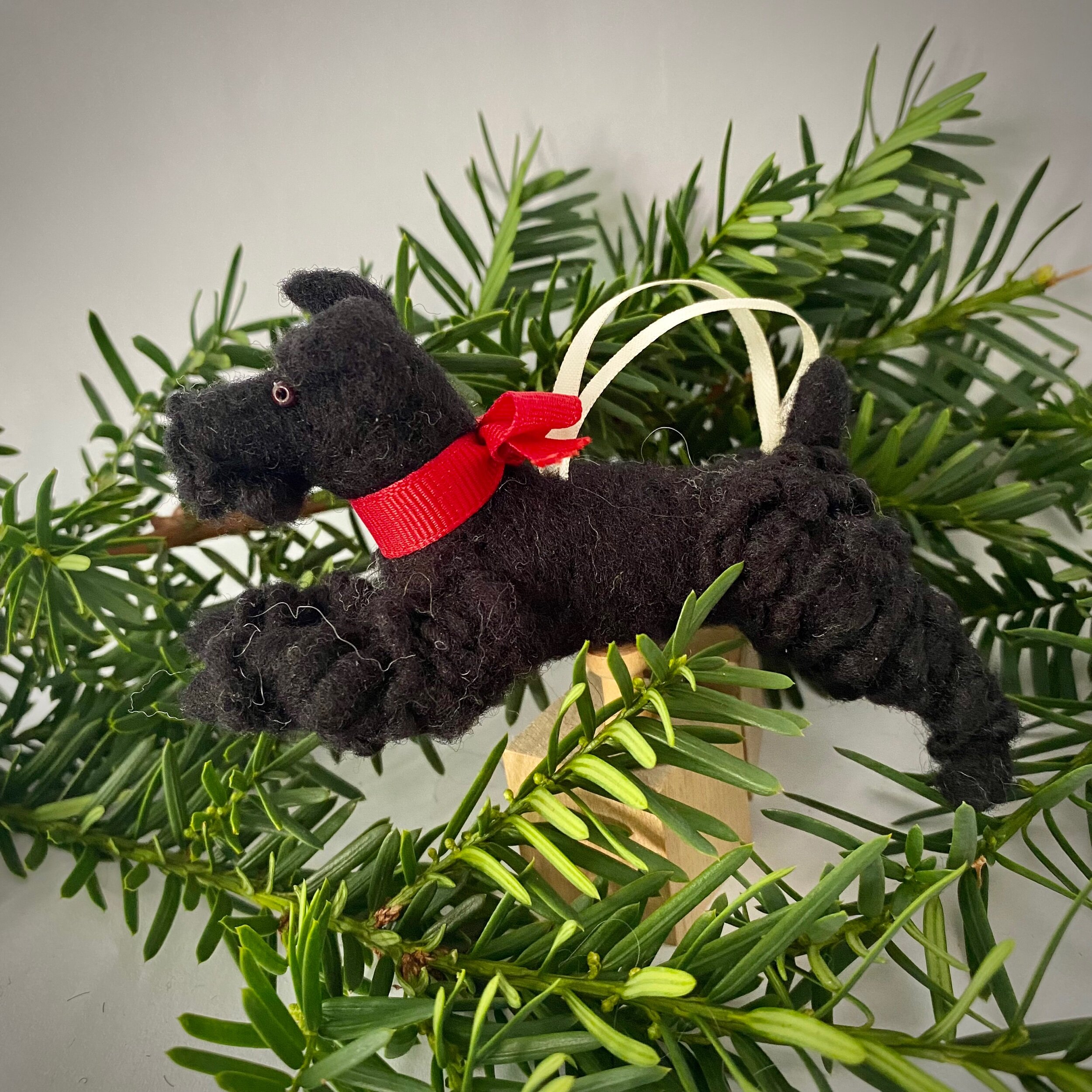 F0C51769-7DA6-42D4-AAB0-9C48B53E2C4E