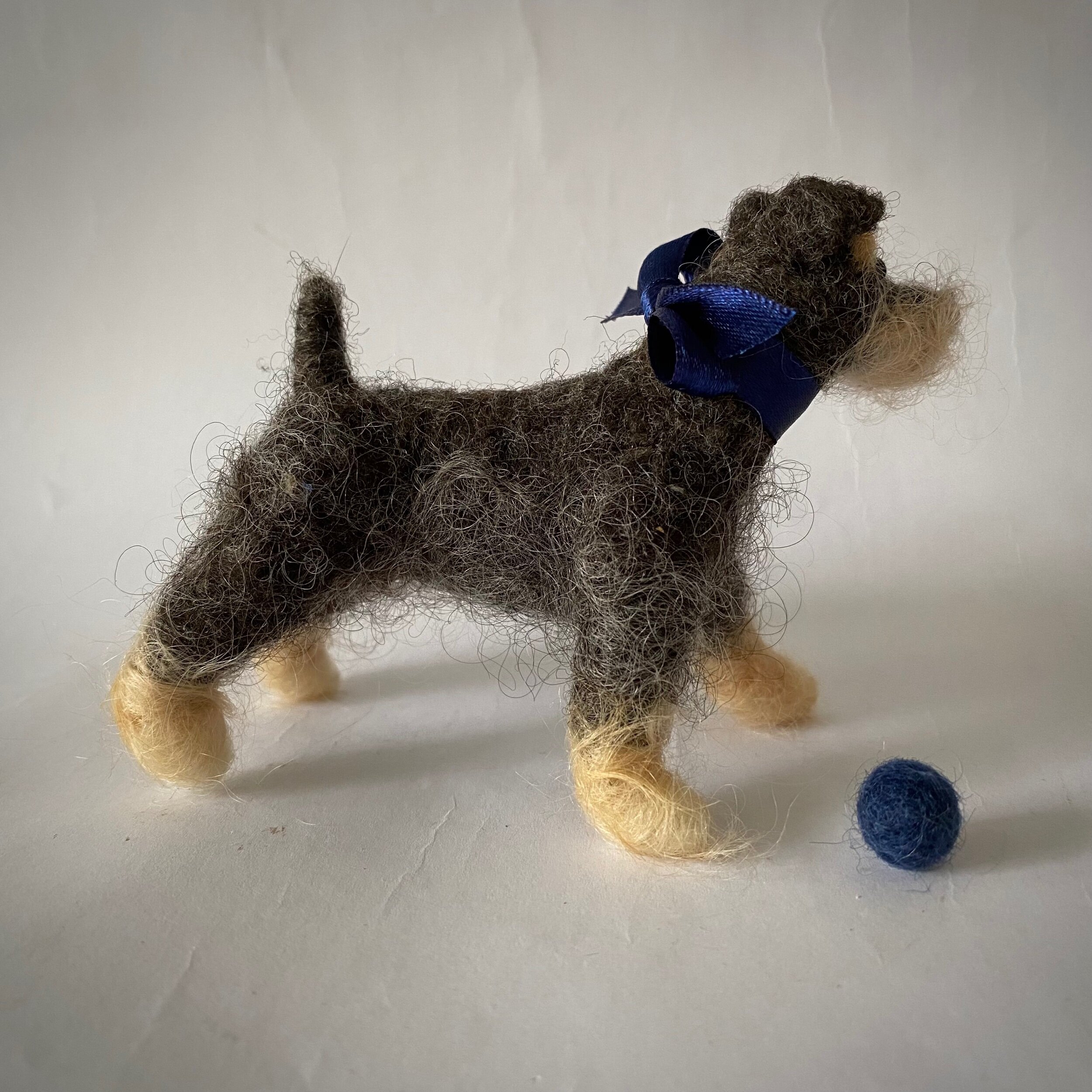 48FB8ADF-76F4-46C9-A340-2359FEA12B4A