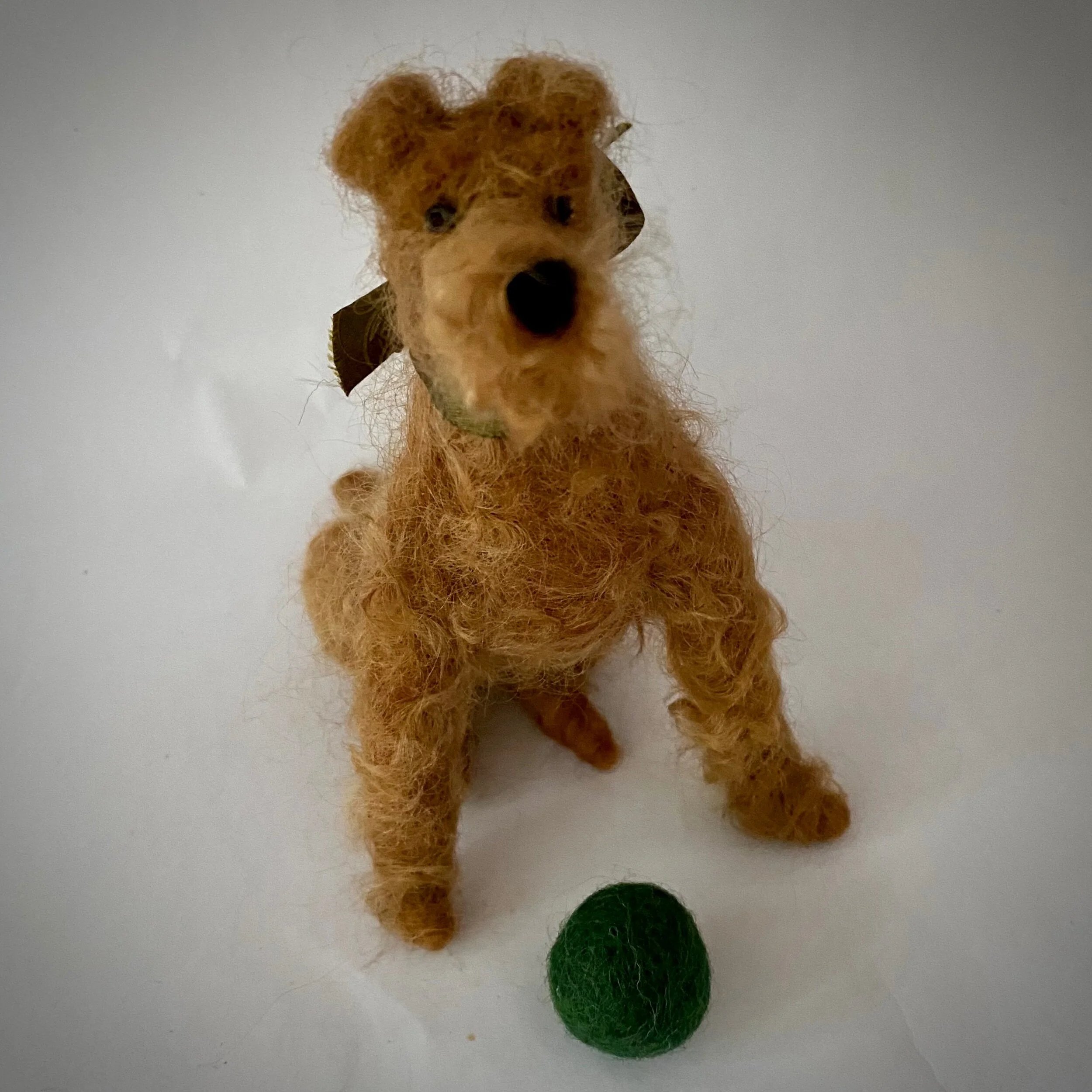 EF61CE09-00C5-4327-8811-ABA7DF528696