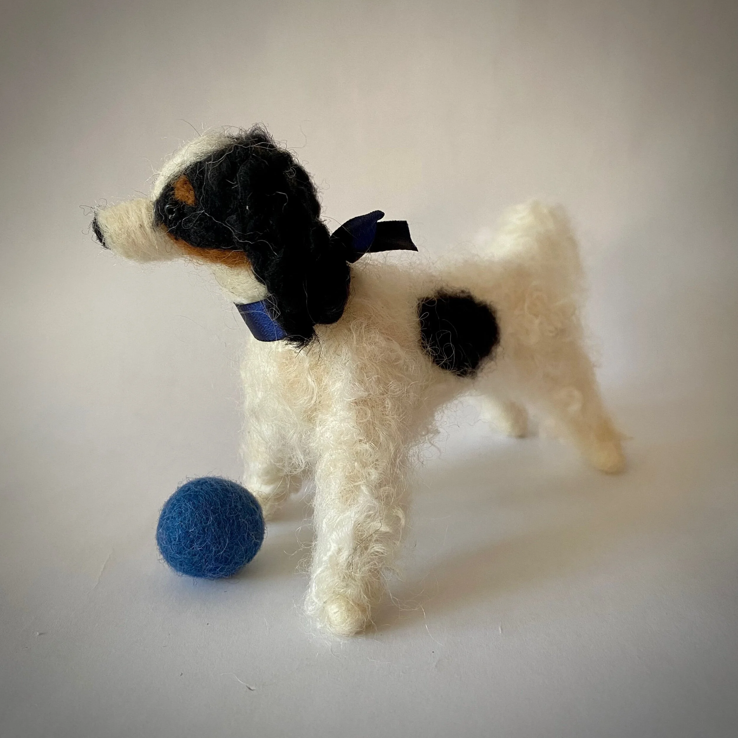 92CBD2B0-FB75-4872-B311-EEB7734239F0