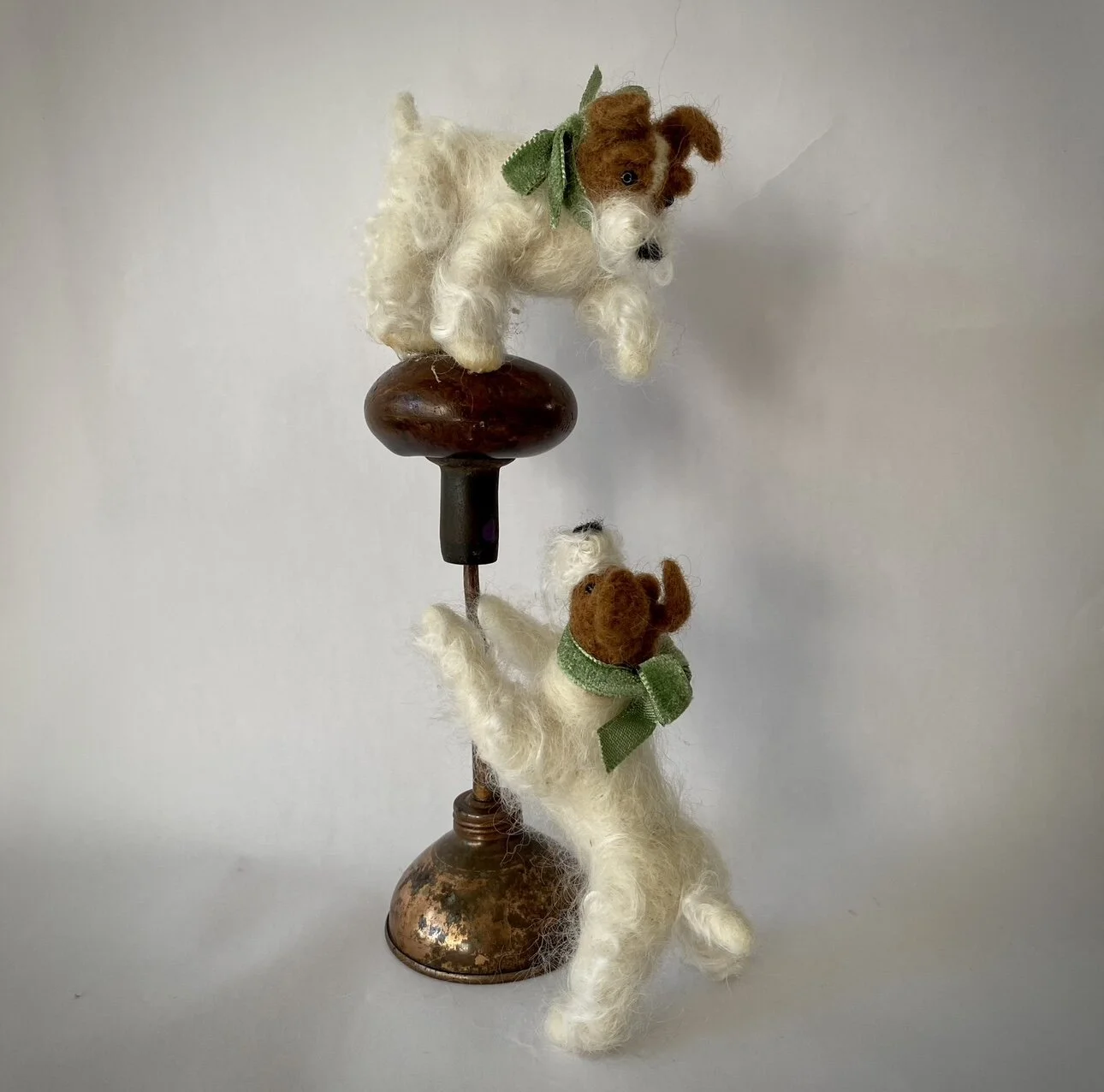 344B45F7-E75C-454E-9A9A-0D7008DDFE2A