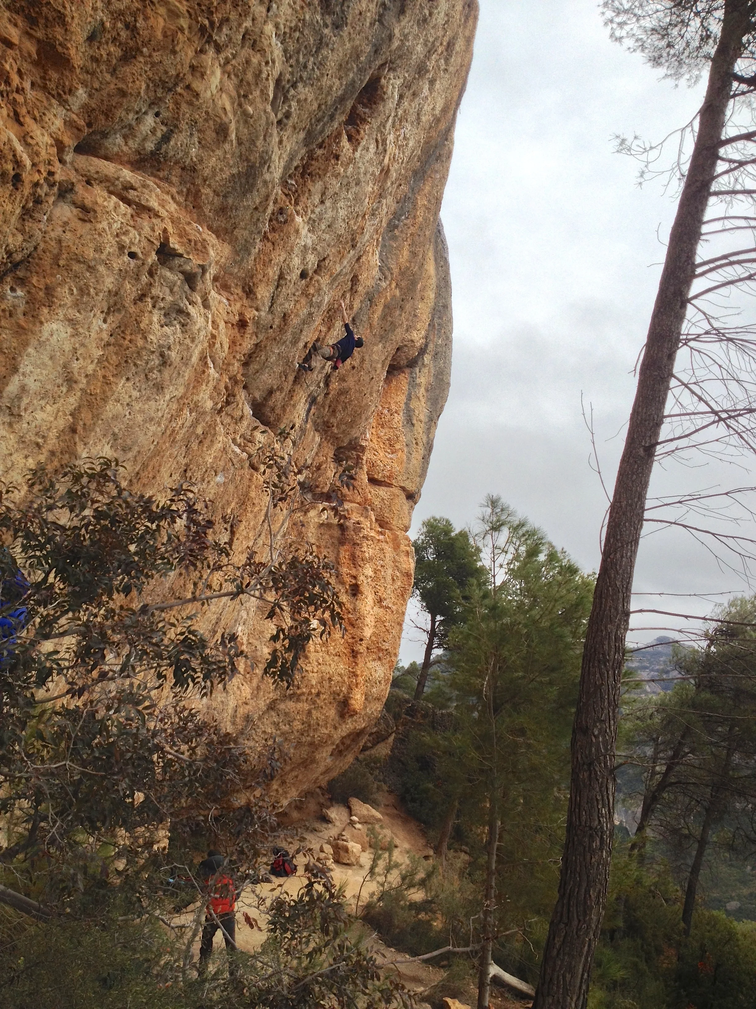 one of the new 'classic' 8a+'s of Margalef. Thin and bouldery to a good rest, to more thin and bouldery.