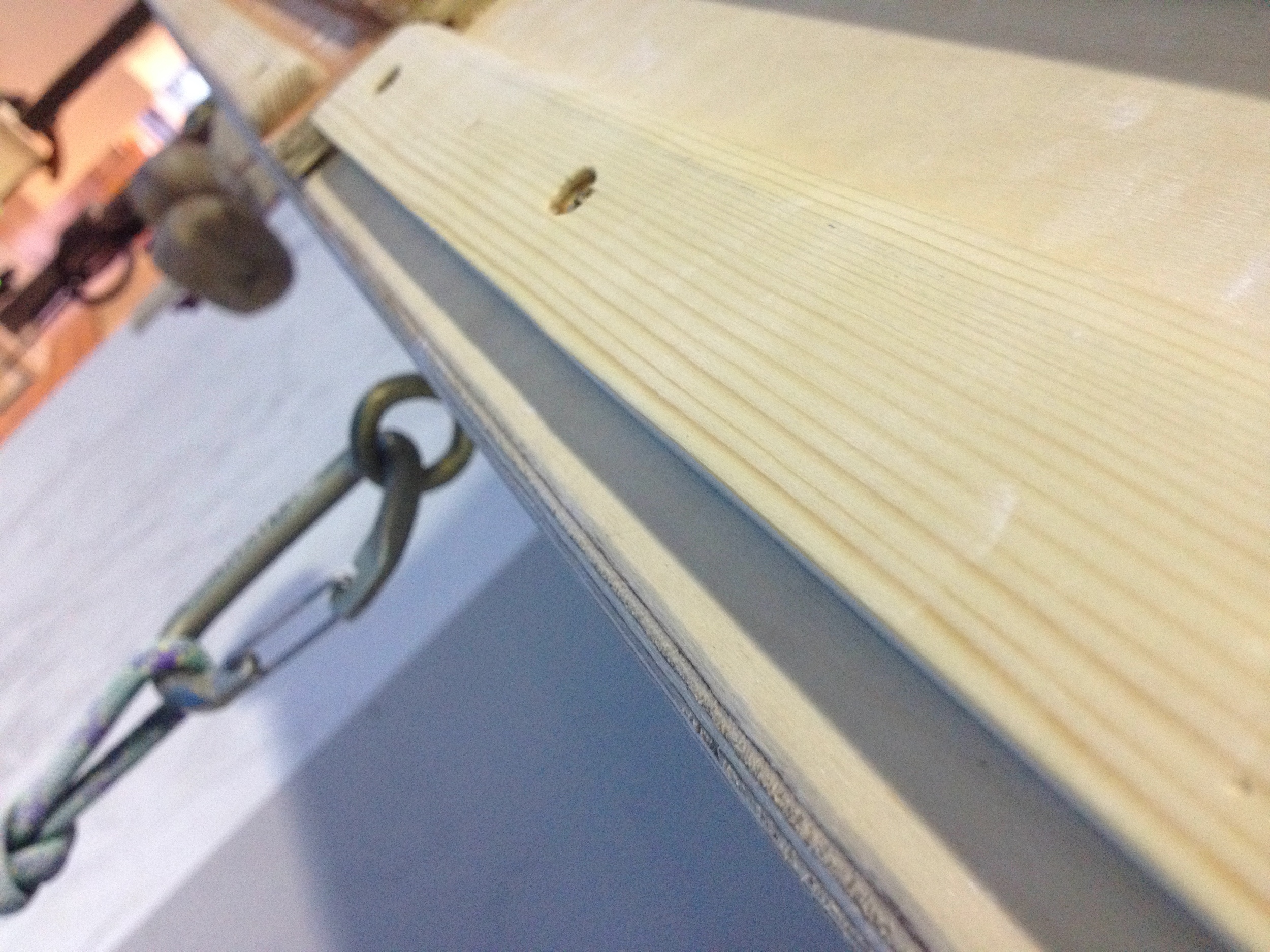 My initial impression of the the Chris Webb Parsons fingerboard programme that seems to be in vogue at present. It's brutally good, but also brutally vague and those hard to assess properly unless you're already very strong. I'm going to stick it out until mid-April but will return to using weights - i.e. measurable - after that.