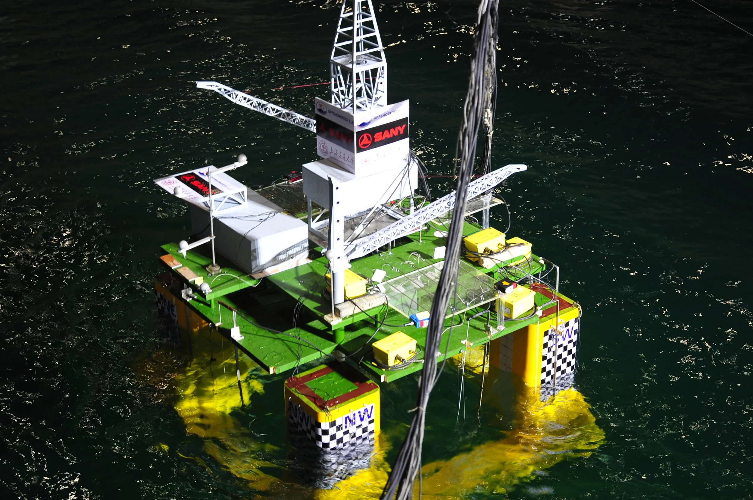 New Semi-Submersible Model Test with SANY