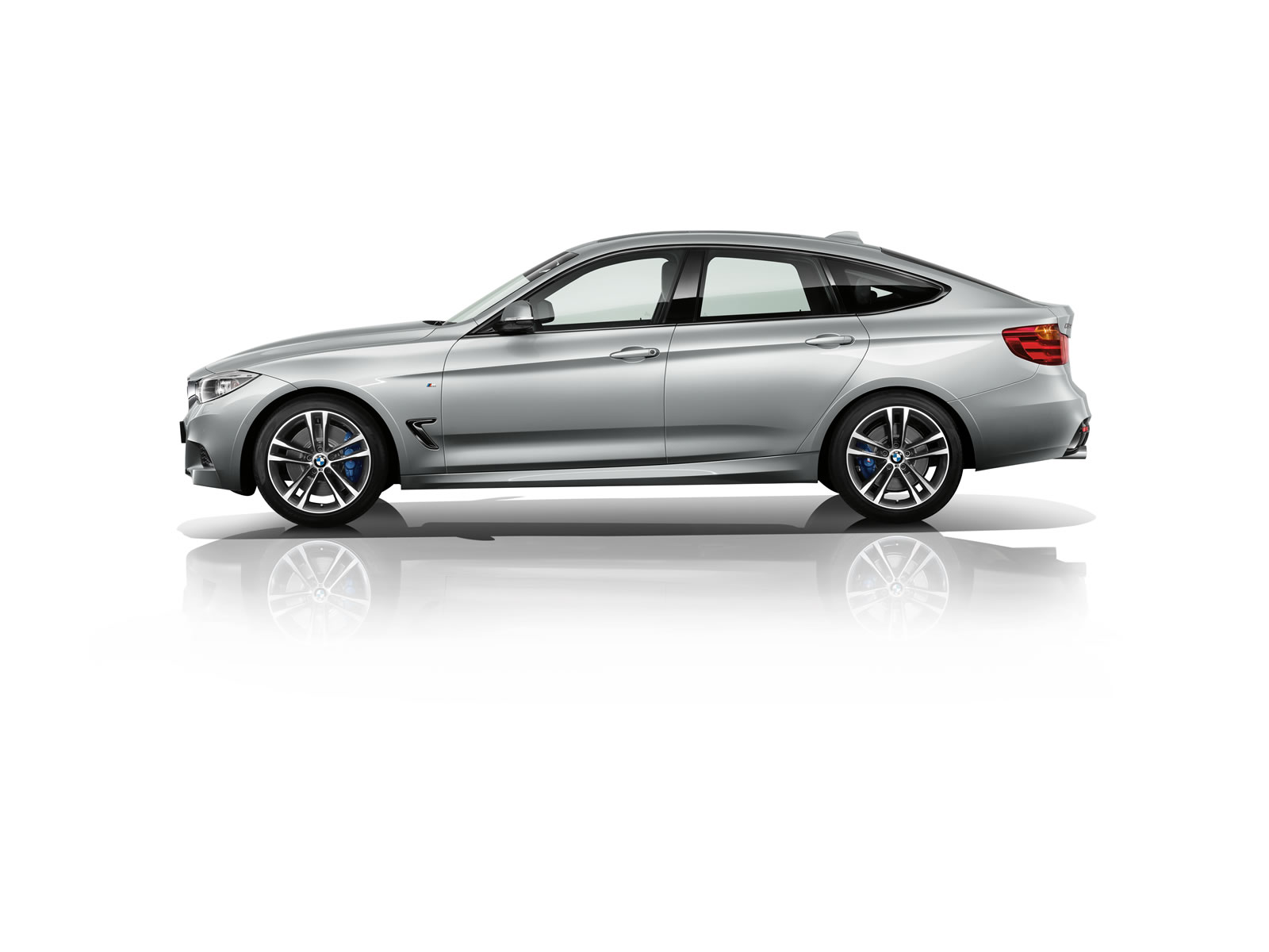 13-bmw-3-gt-17.jpg