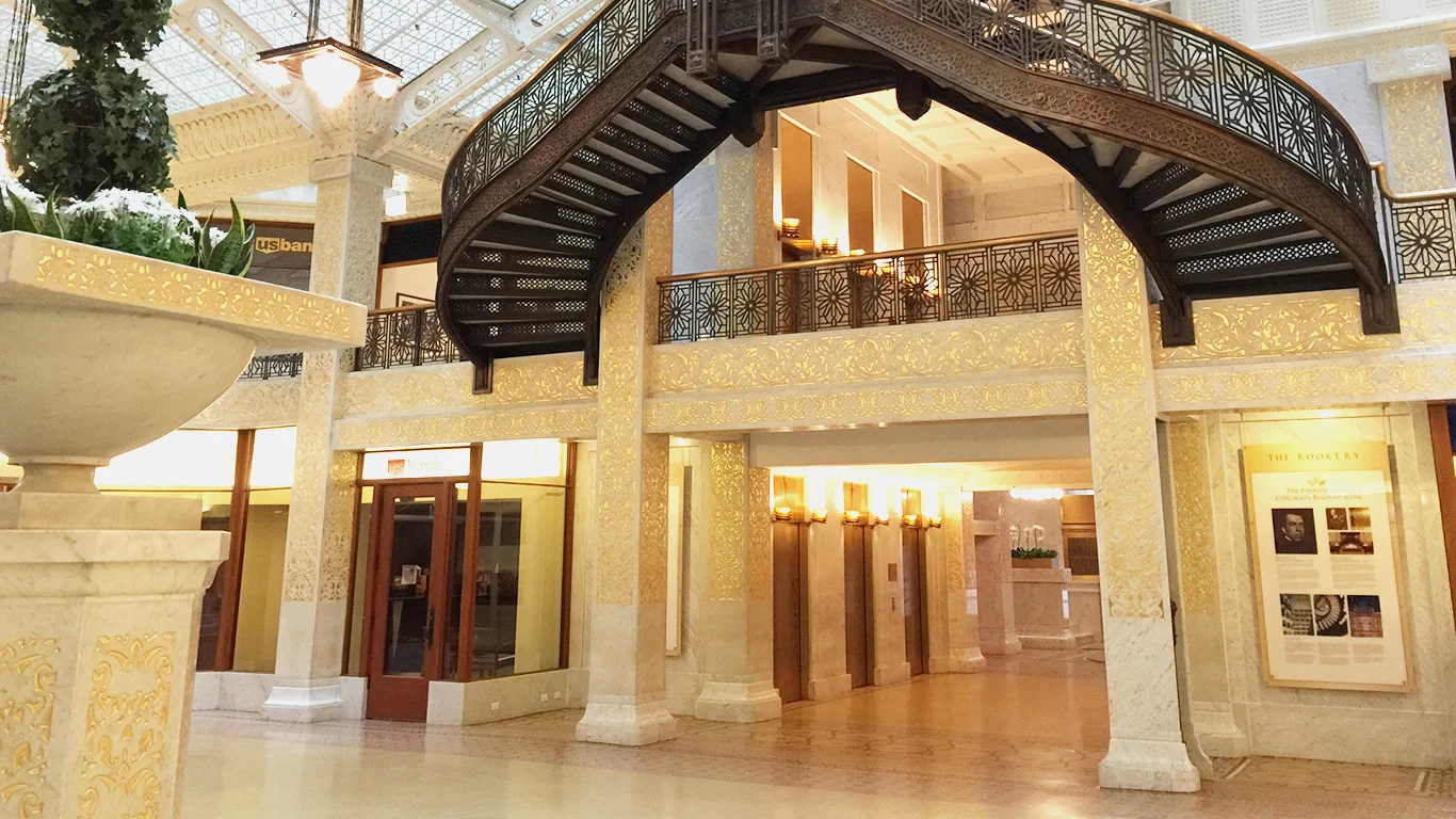Lobby_1366x768.jpg