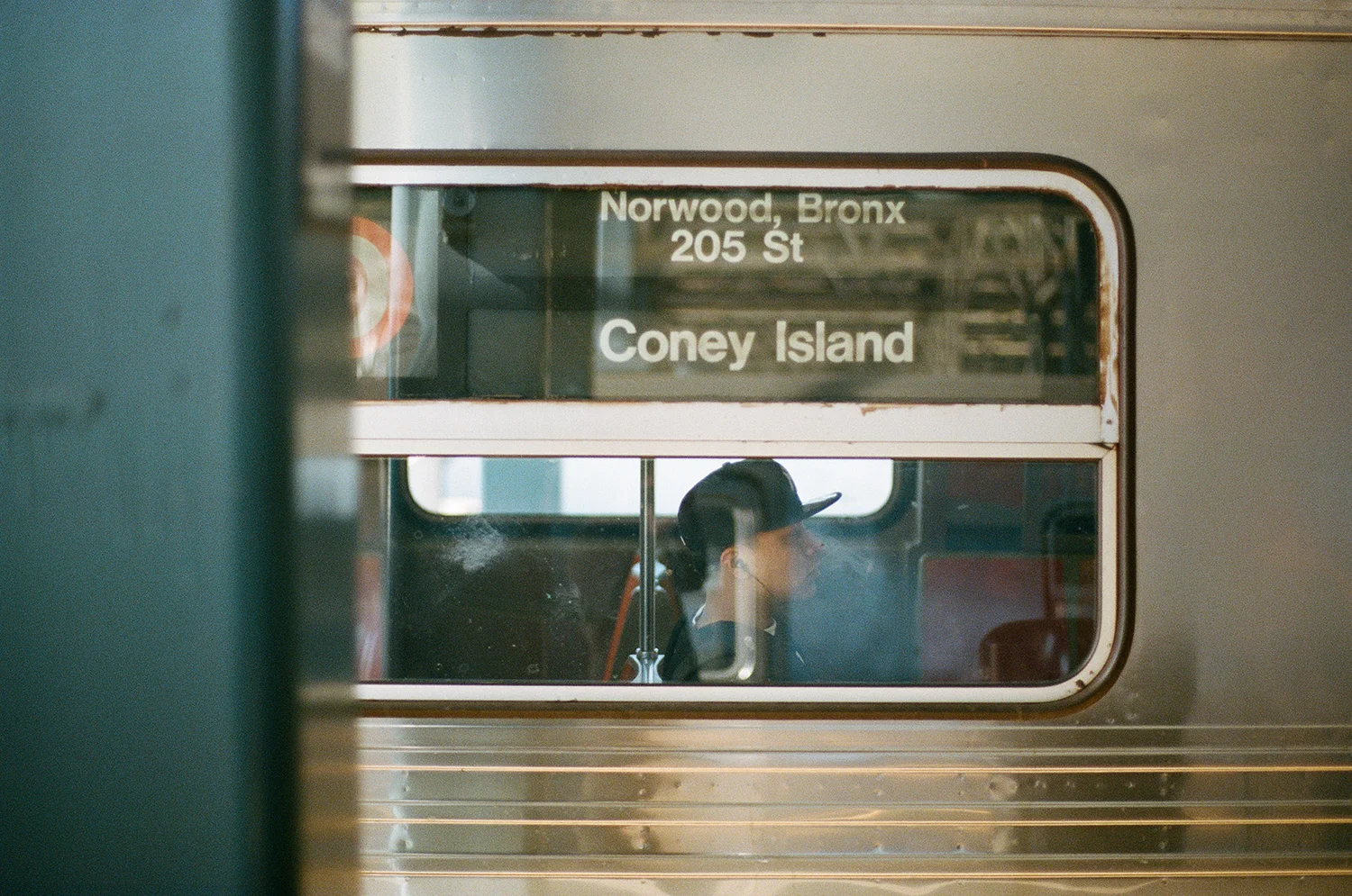5620021.jpg