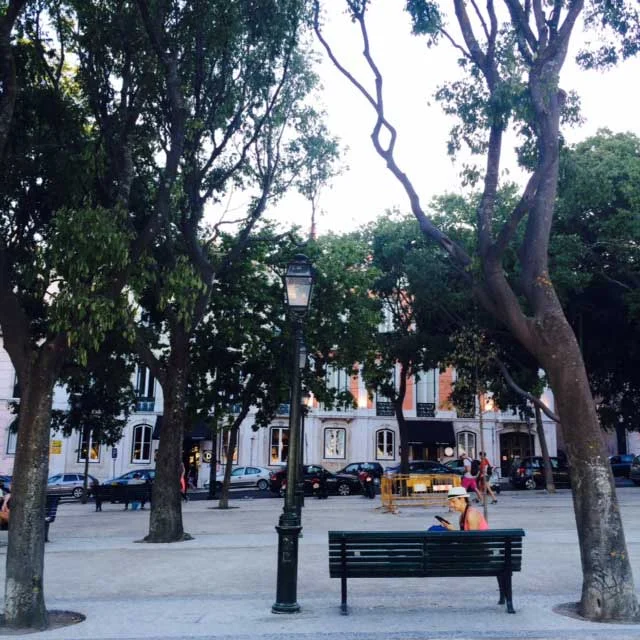 lisbon_city_guide_itsbeautifulhere87.jpg