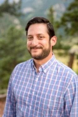 andrew headshot.jpg