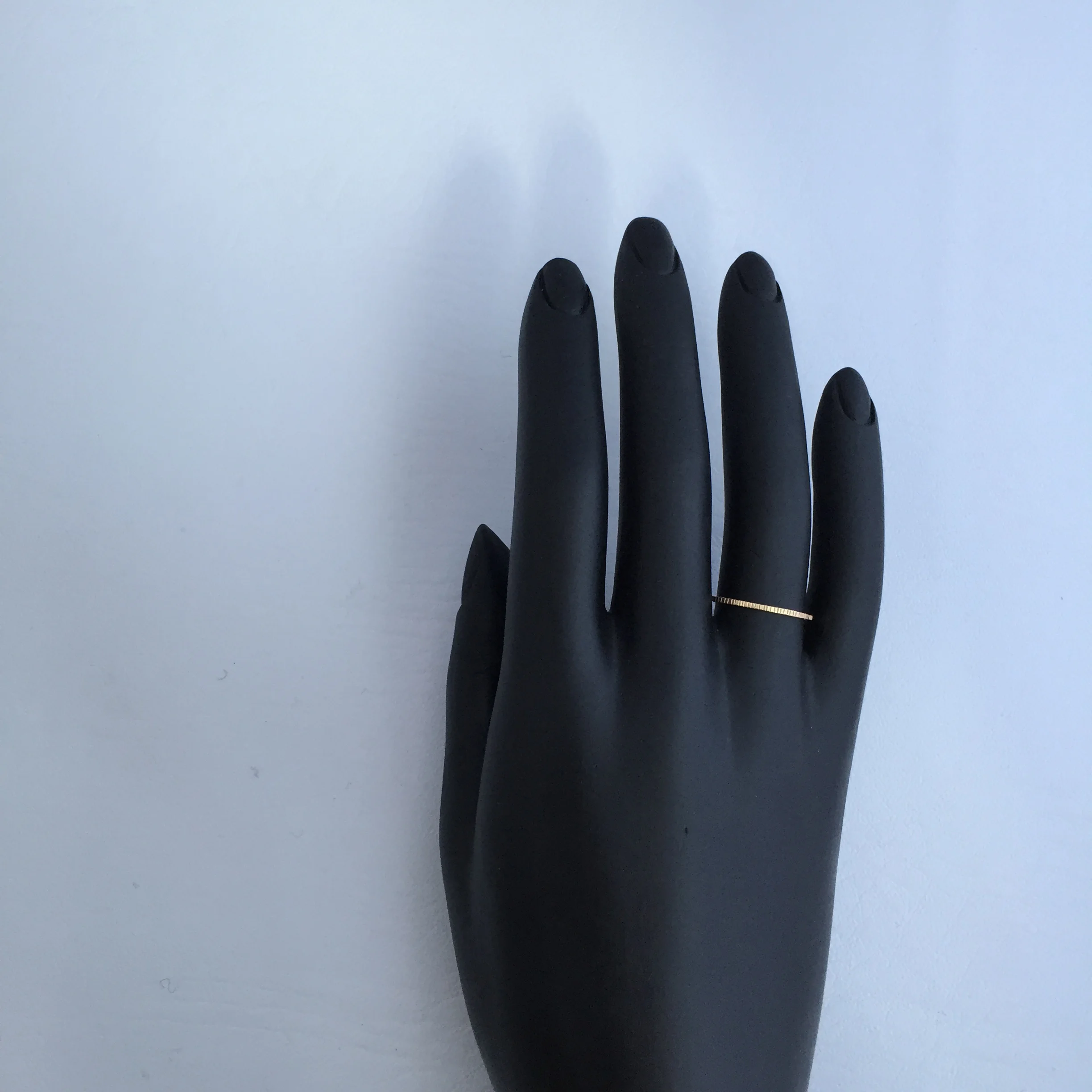 R1484-2.jpg