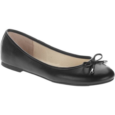 New at the time, the ballet flat is a classic, and still a popular style today.