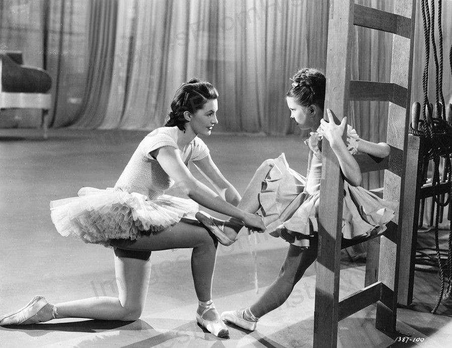 Above: Cyd Charisse & Margaret O'Brien - this was young Margaret&a...