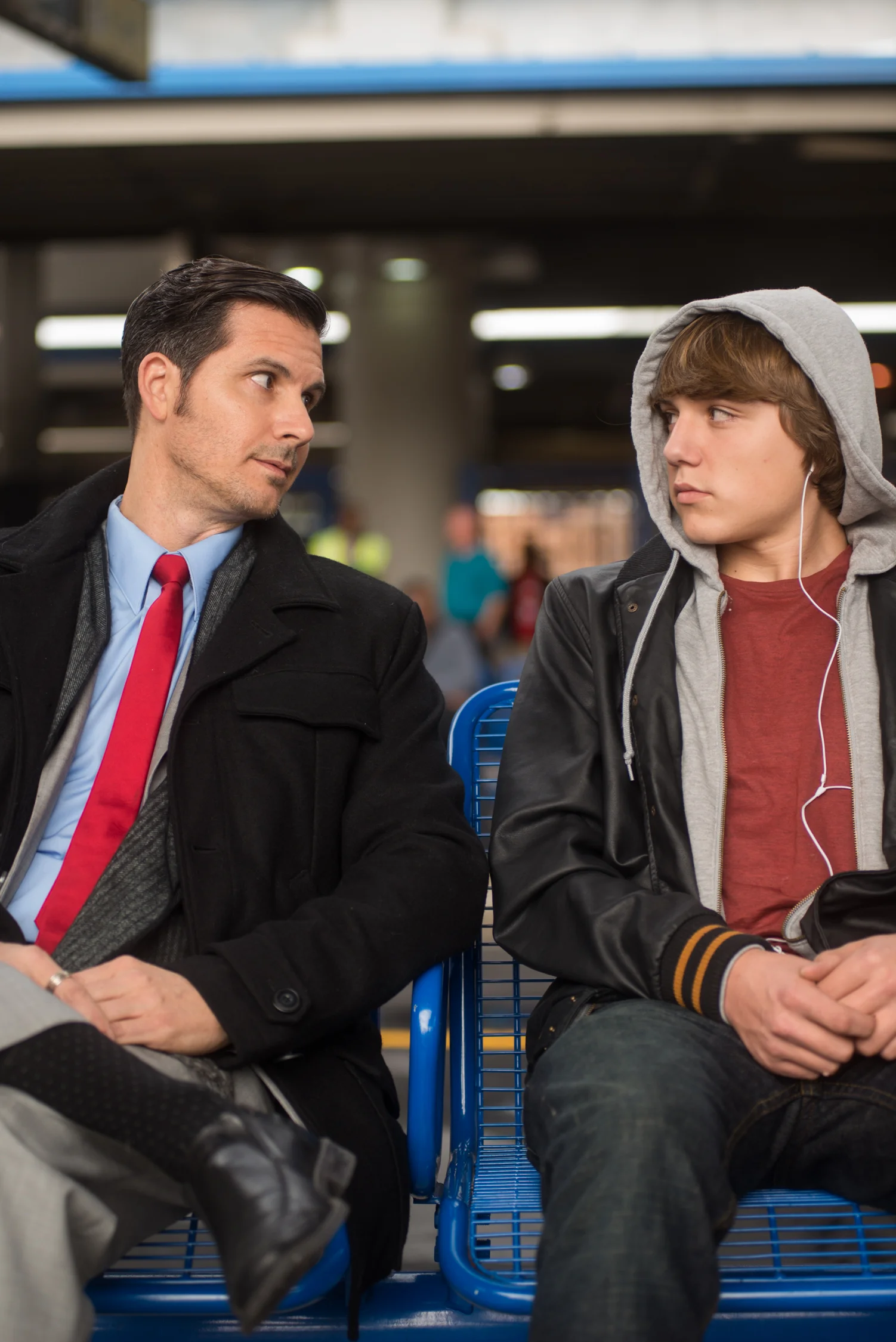 20131215-WaitingforLolaBTS975.jpg