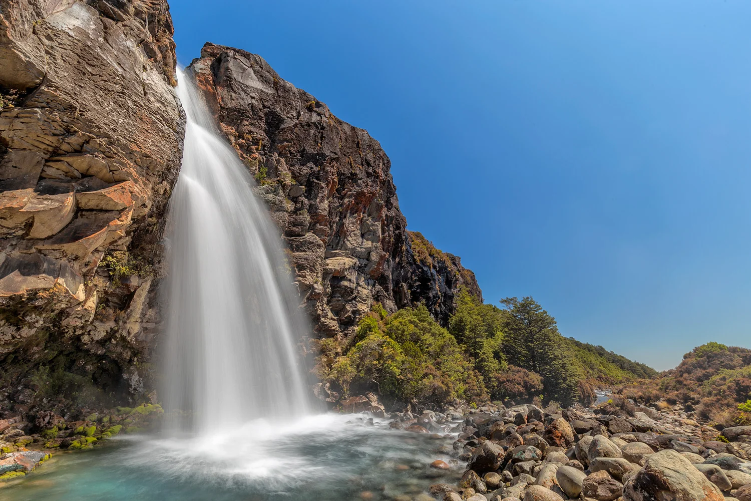 Taranaki Falls