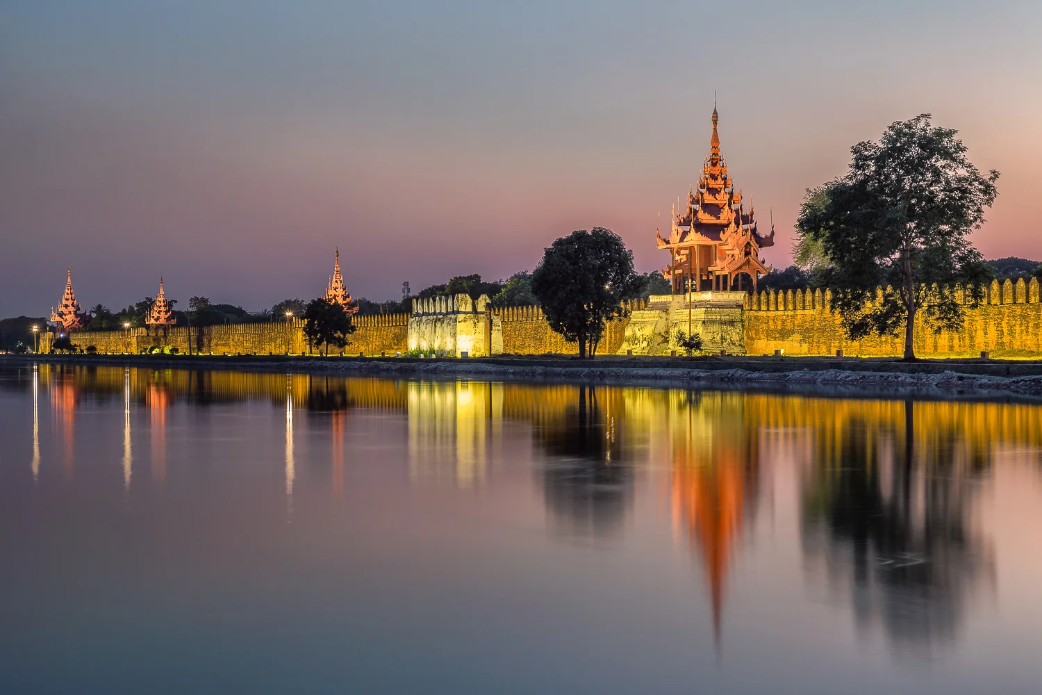 Mandalay Royal Palace Wall | 70mm | 30sec | f7.1 | ISO200