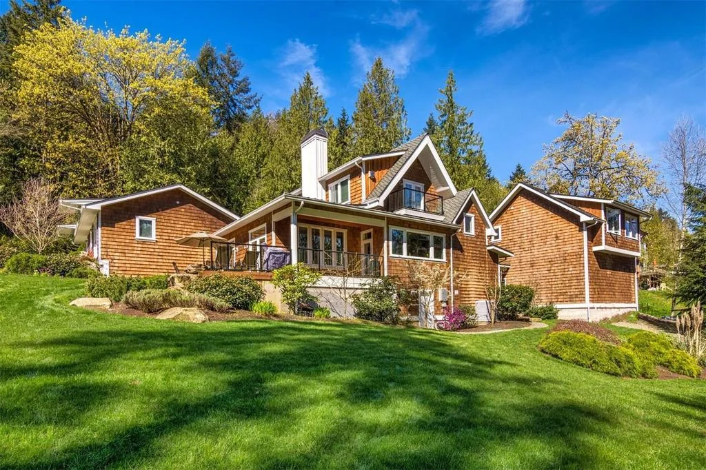 Image Courtesy of Realogics Sotheby's International Realty
