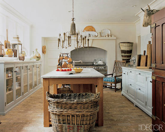 Keith Johnson and Glen Senk's kitchen in Pennsylvania. Love the bull keeping watch. Photo by Henri Bourne.