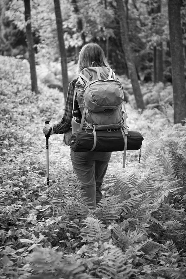 Ellen_CampingBW_2_600.jpg