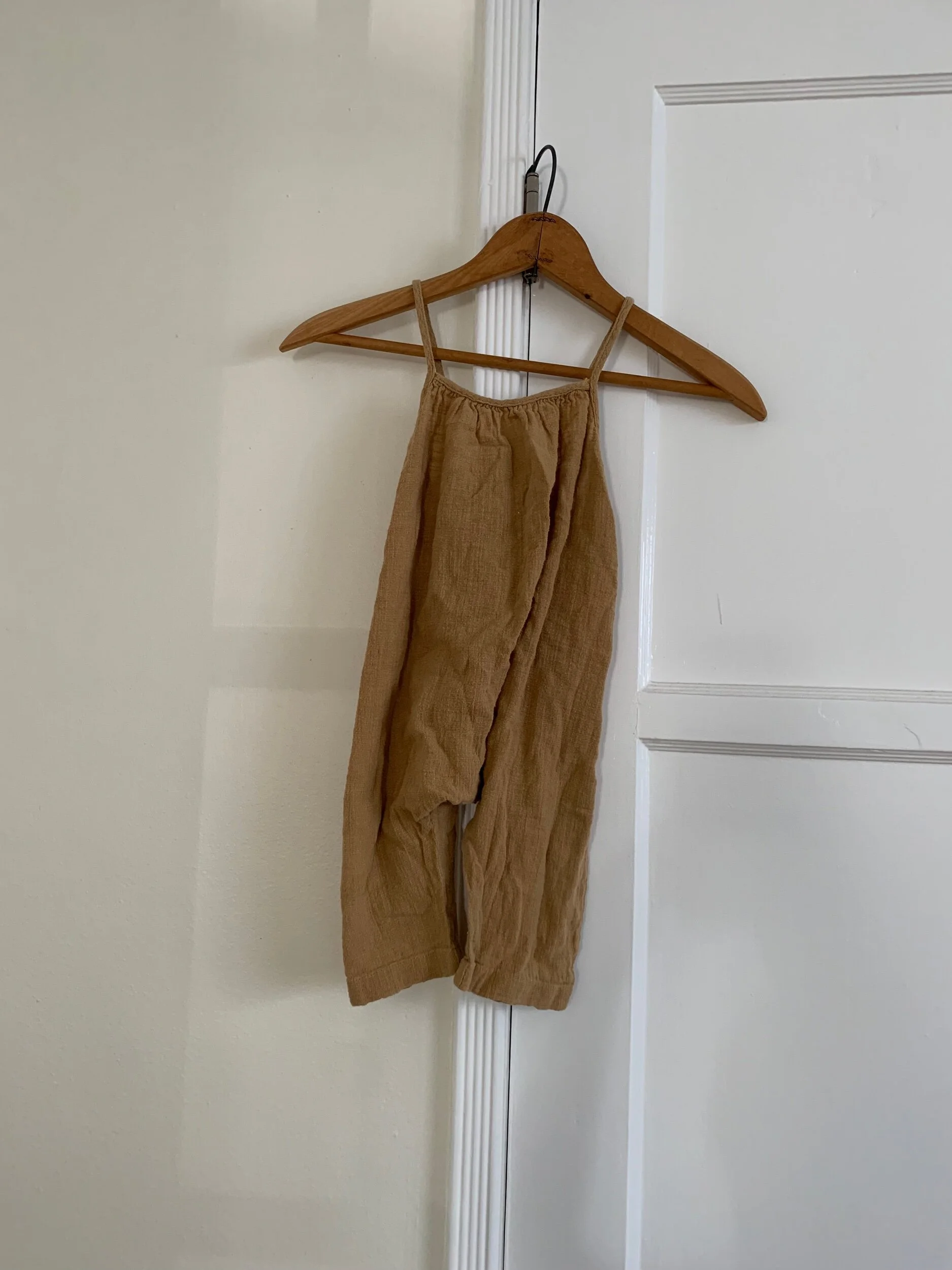 30D18B87-3417-4EBA-9196-86F352F1C5B2