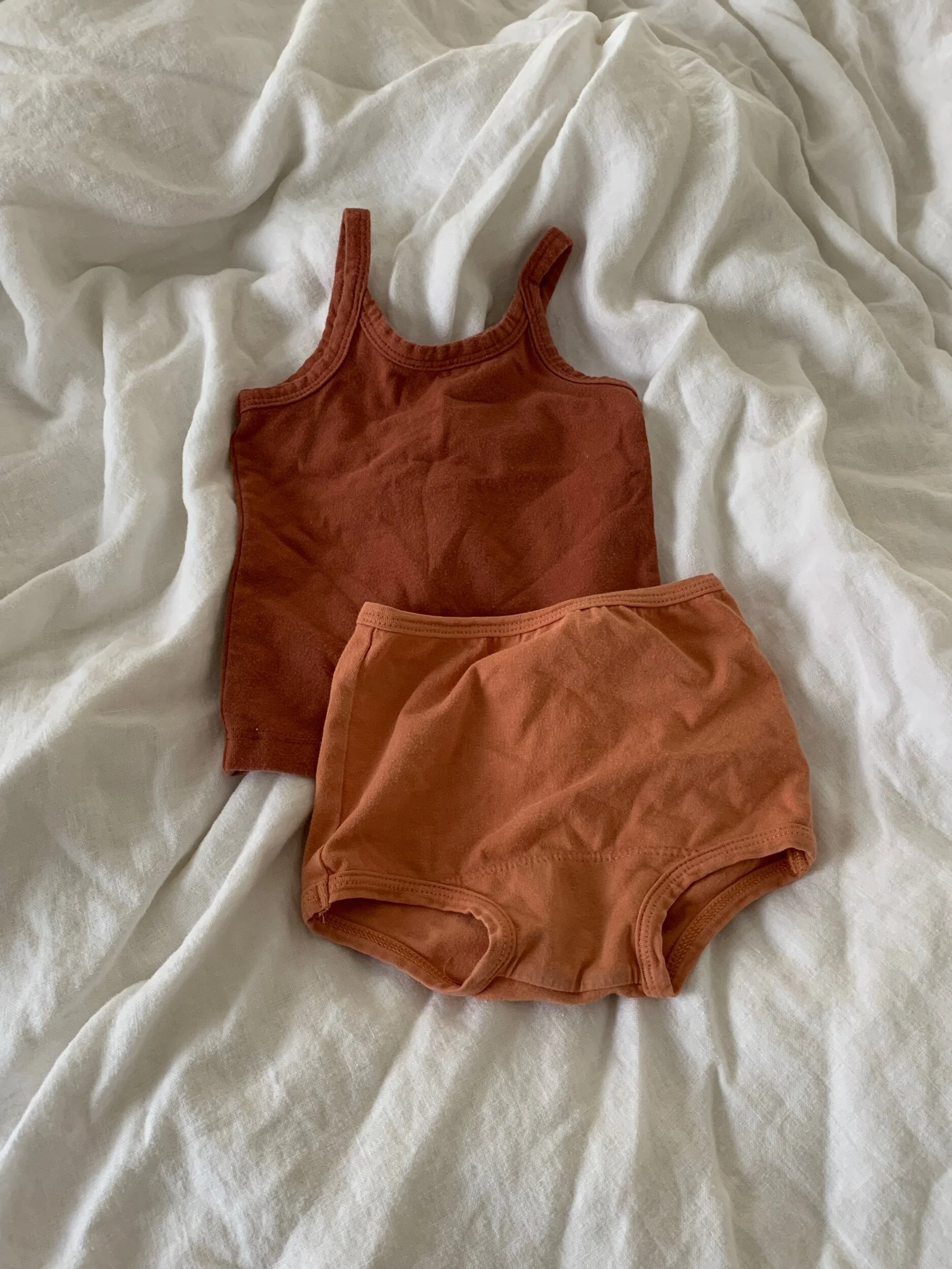 B4E5D7F8-DD1F-48DC-B434-43278CE408BD