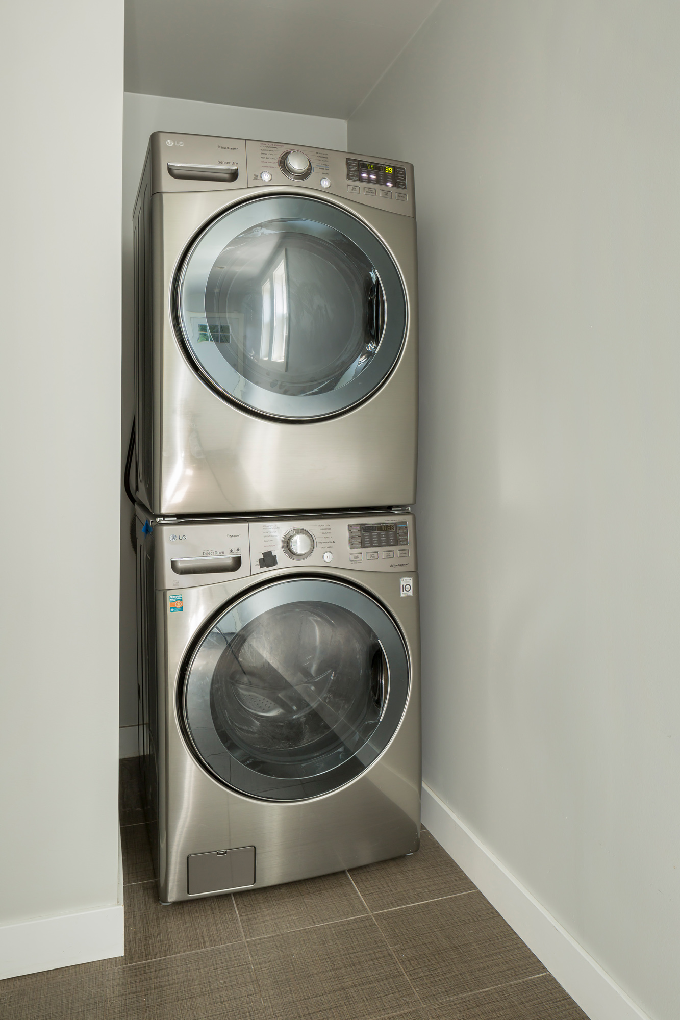 Washer-Dryer_9751.jpg