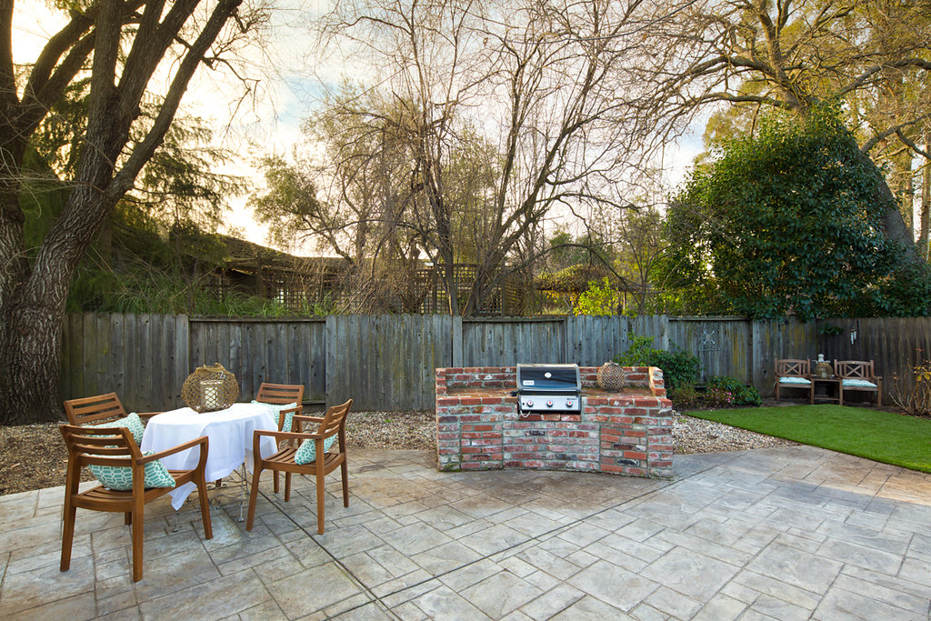 Modern Farmhouse at Larkey Park in Walnut Creek