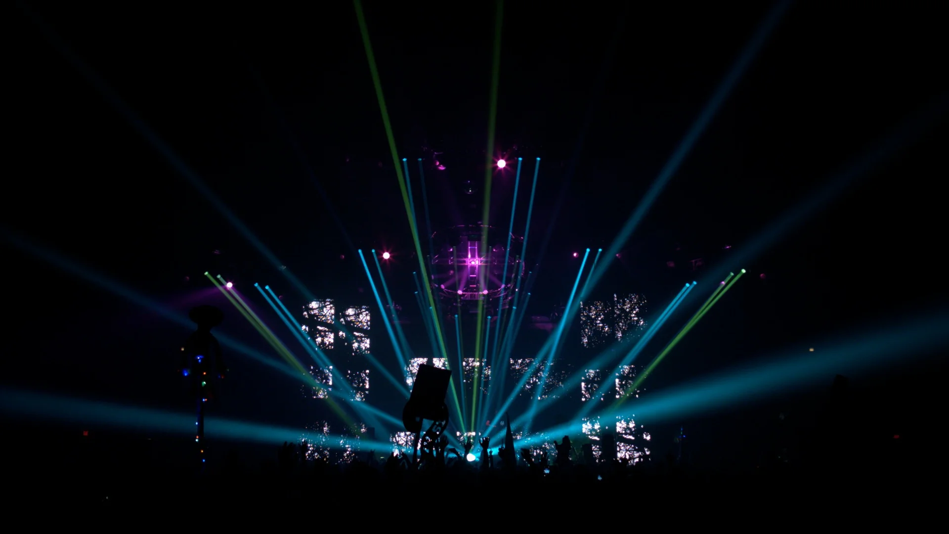Basslights Still 6.jpg