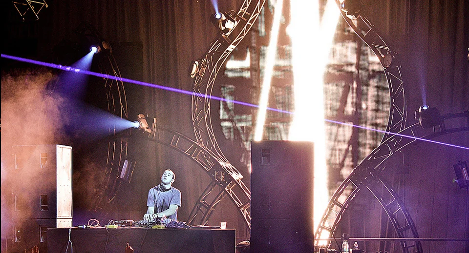 freaknight1.jpg