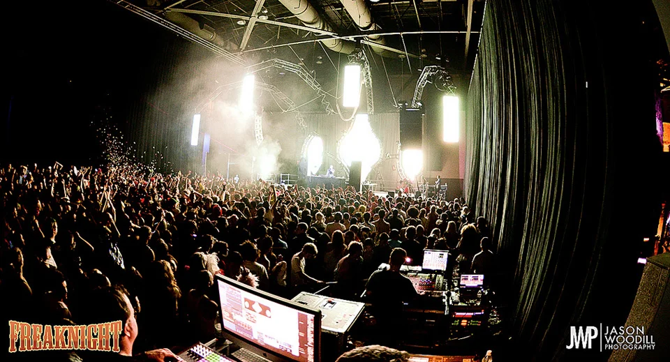 freaknight2.jpg