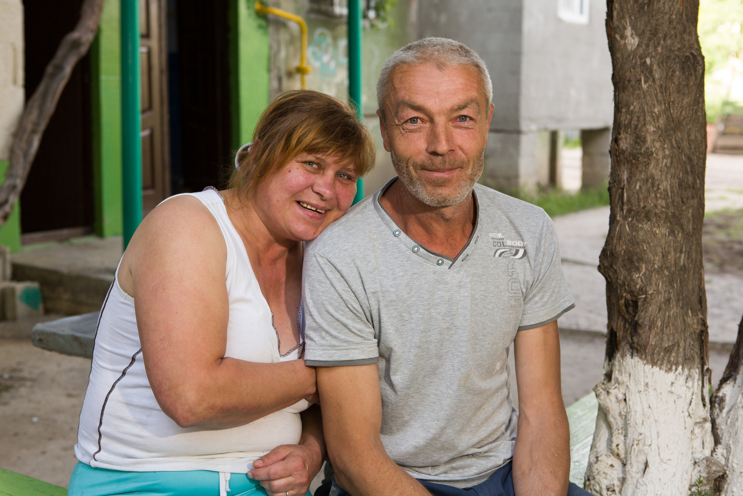 Vera, 45, and Nicola, 44, live in Roscani vilage, about 40 minutes from Moldova's capital, Chisinau. Like many Moldovans, Nicola went abroad to Russia to work. While in St. Petersburg he lived in cramped quarters with his workmates, all working in construction. When he returned home in 2015, Nicola had a severe cough, and Vera suggested he see the doctor. A check-up found TB. Nicola started treatment right away, and adhered to an 8-month course of daily tablets. Vera supported him to continue treatment - and she and their six children remained healthy. Now, Nicola has a clean bill of health. "Ending TB means I don't infect other people," says Nicola. "It's normal that I supportedg him to get well," says Vera. "We should stop TB."