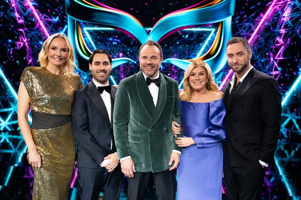 🎭 UNMASKED 🎭

As @maskedsingersverige S5 wraps, we take a look back at all the 🔥@_ZHIVAGO_ fits hosts @carinalillyberg and @pernillawahlgren wore during the season 🇸🇪

Styled by our v&auml;n @stylebyseb 🫶

#maskedsingersverige #zhivago