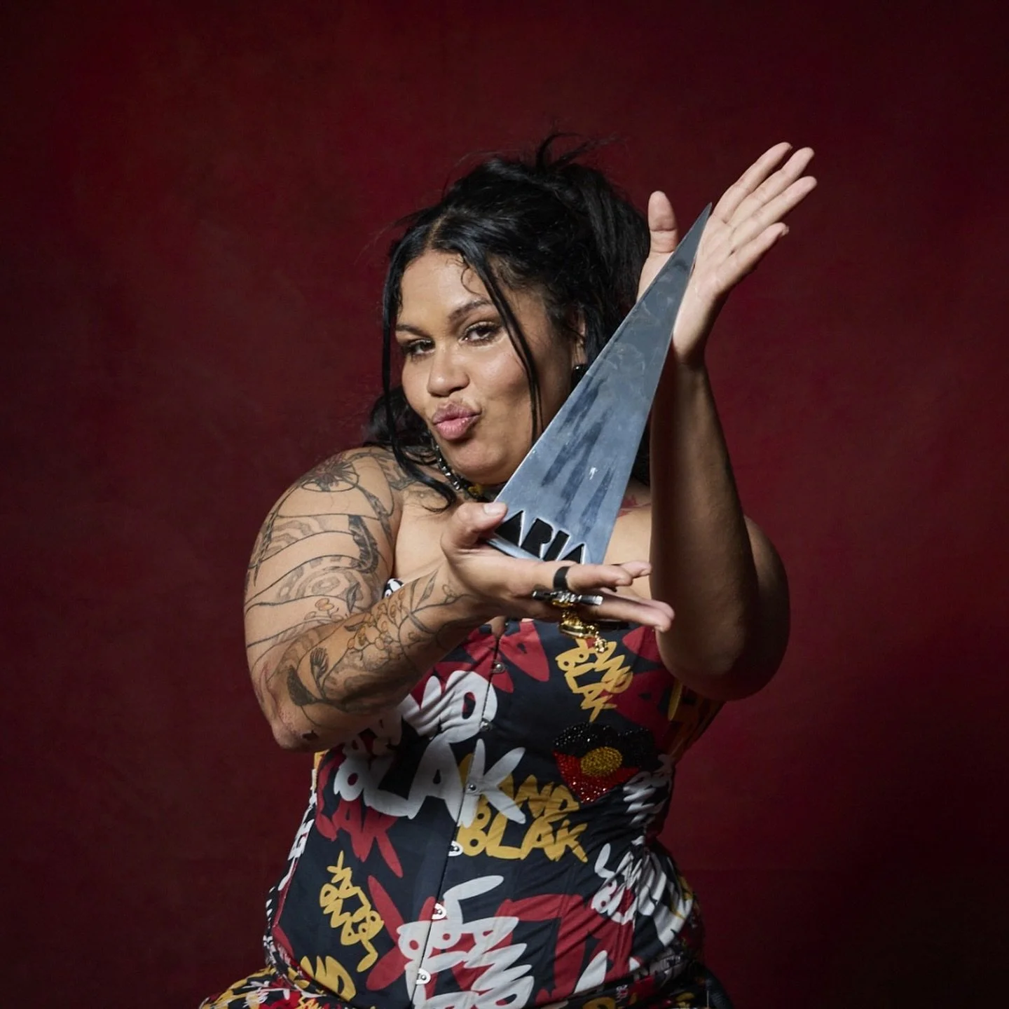 🏆 THATS SHOW BUSINESS, BABY🏆

HELL YAAAAAS! WHAT A FAR-QUEEN WEEK!

Firstly, to my lavender wife, @barkaa__, there&rsquo;s no one I would rather be doing this with than you. In fact, I couldn&rsquo;t, because no one else speaks the dialect of crack