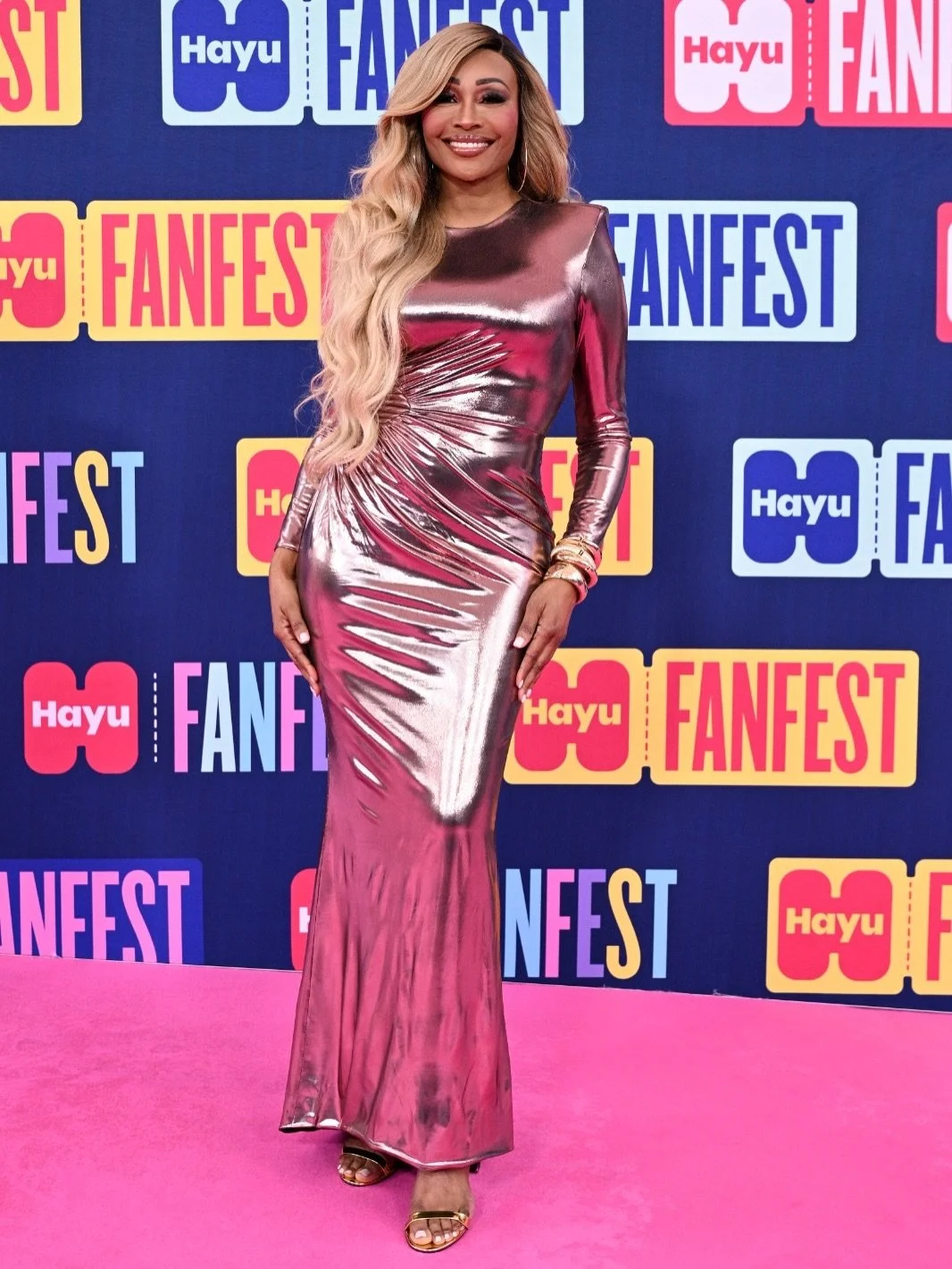 🔥 BURNING LIKE A SILVER FLAME 🔥 

@cynthiabailey shimmers from the summit of beauty and love in @_zhivago_&rsquo;s The Echoes of Self Gown at the #HayUFanFest last Saturday. ❤️&zwj;🔥

Styled by @jareddylan ⚡️

#AndVenusWasHerName #zhivgao #cynthia