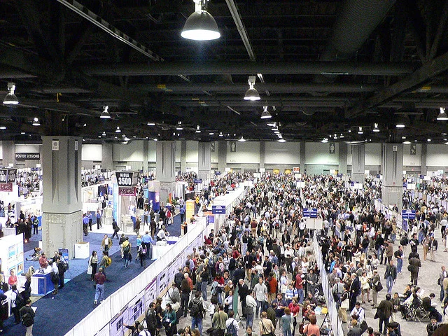 8 tips for mastering your scientific conference