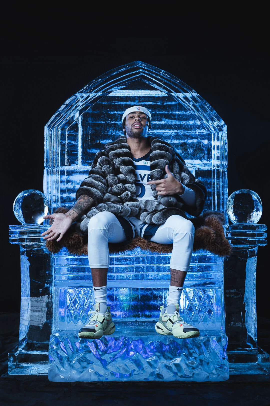 MNTIMBERWOLVES_ICETHRONE_SOCIAL_0001.jpg