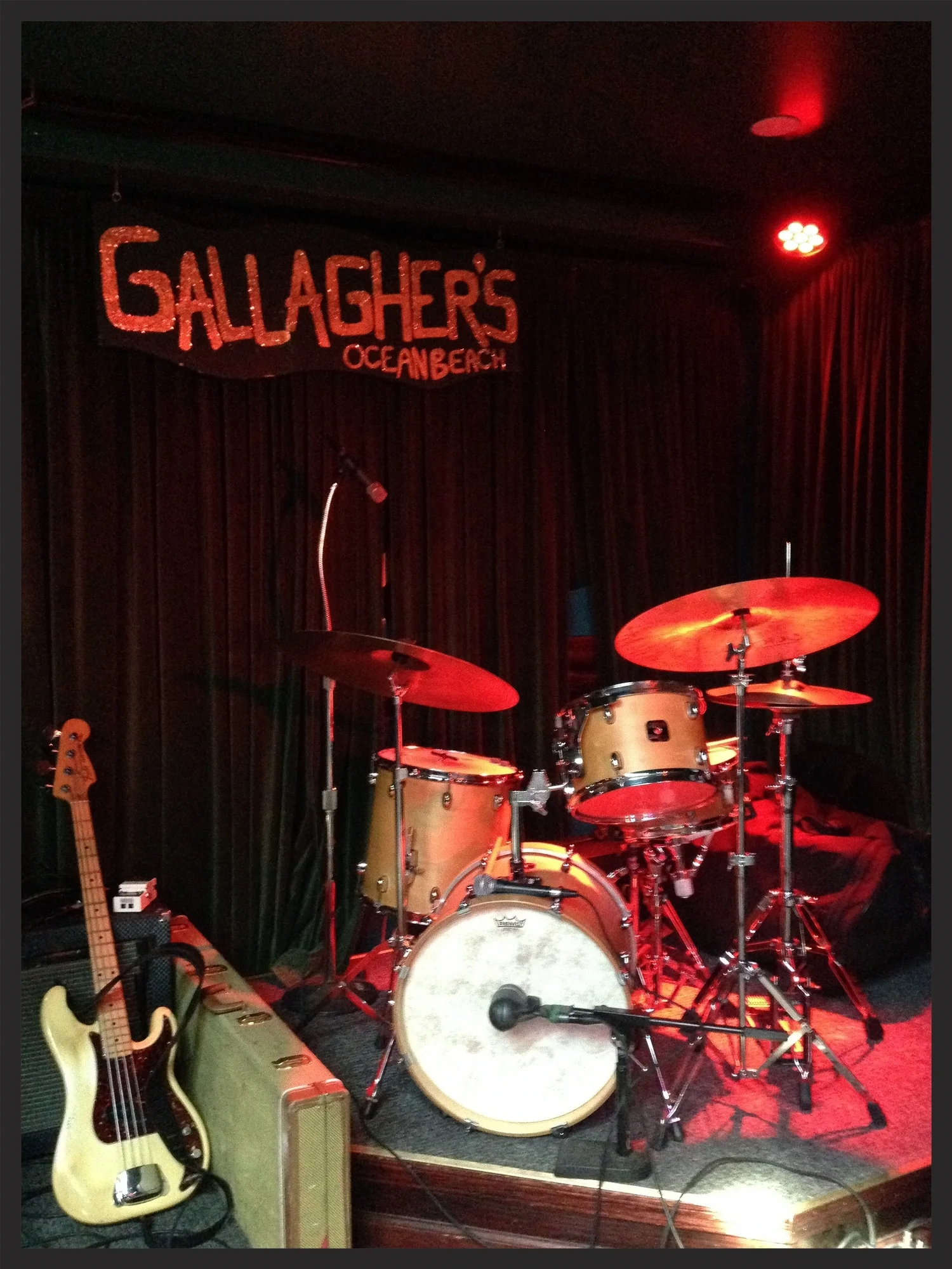 All set up at Gallagher's for the rock 'n roll dance party, courtesy Lady Dottie and the Diamonds. Photo by Anders Larsson