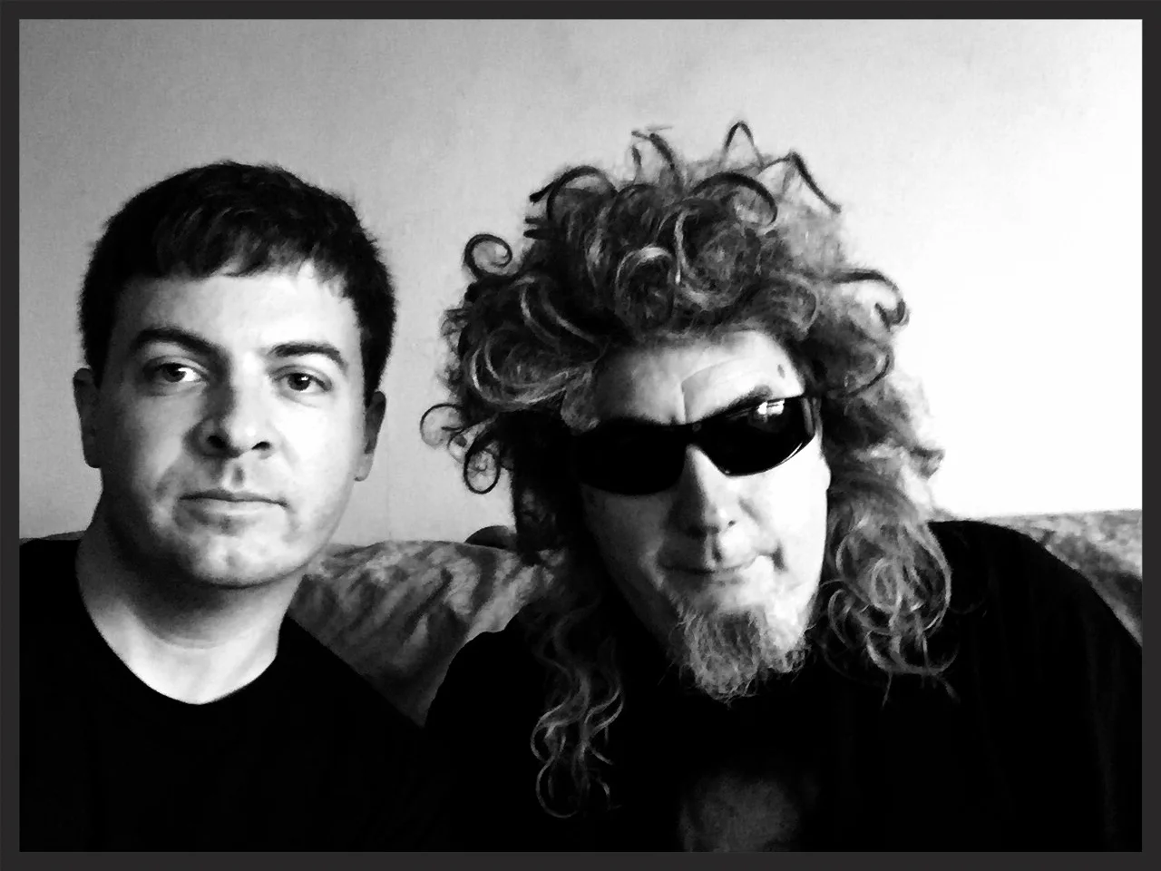 I had a great time speaking with Gary about the Earl Sweatshirt Sample, his new albums on Cleopatra Records and Feeding Tube Records , exciting upcoming shows, and more.