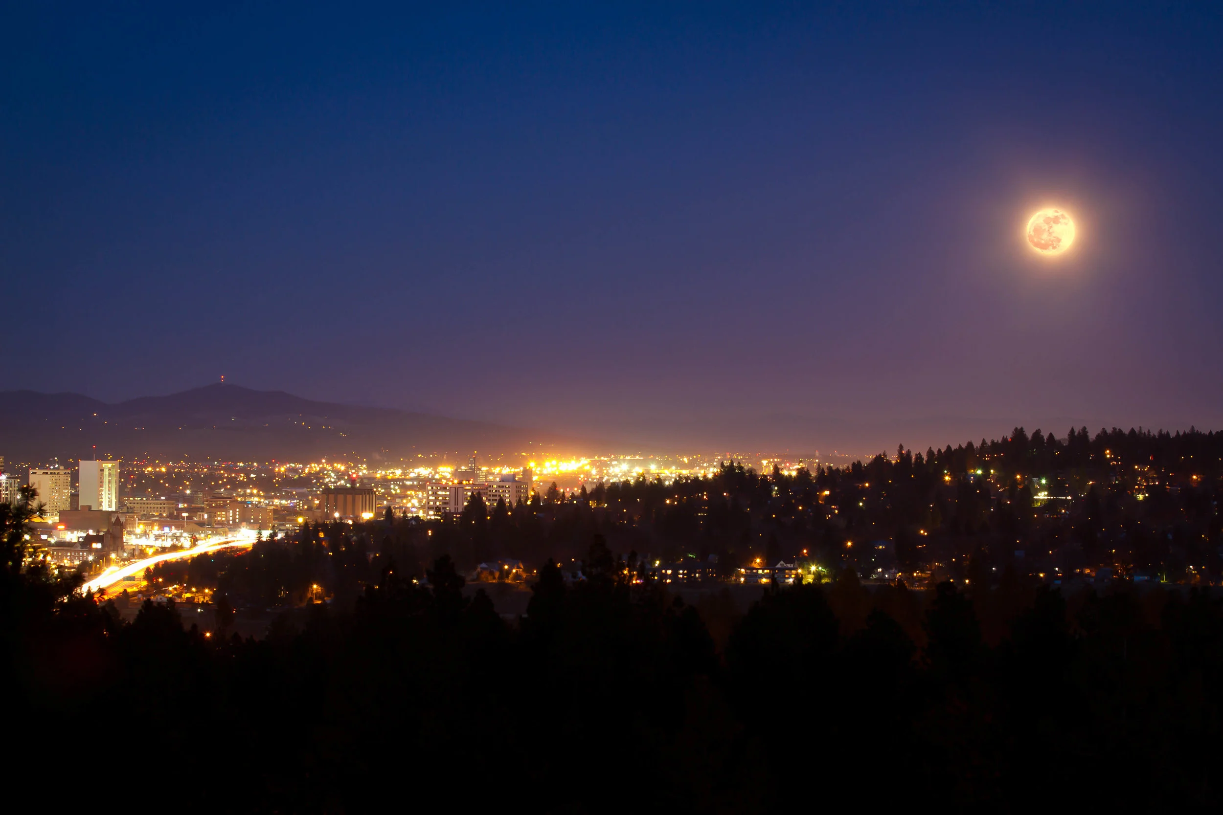 Spokane_Moon-014-Edit-Edit.jpg