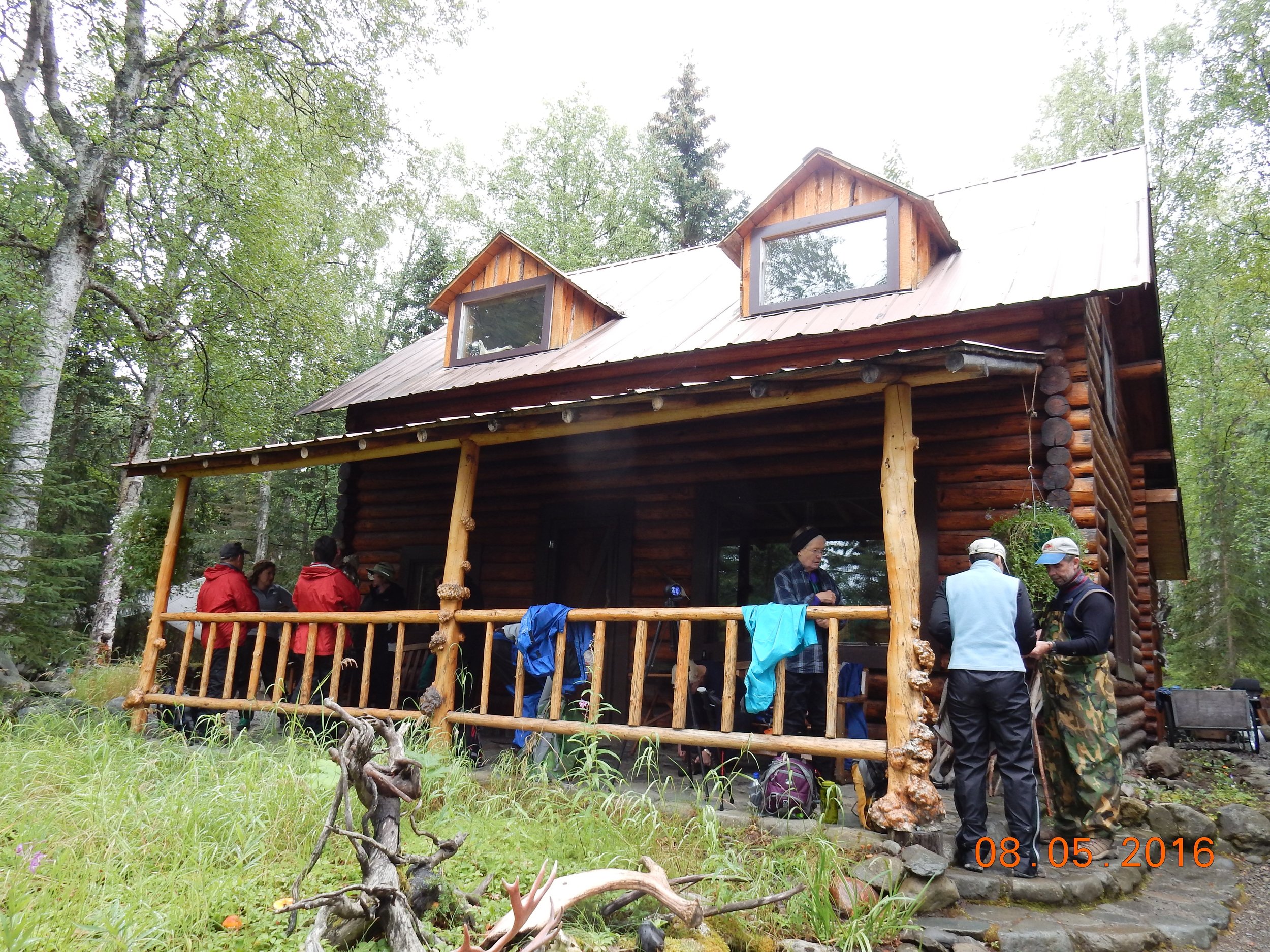 The lodge gathering place. Wine is inside. 