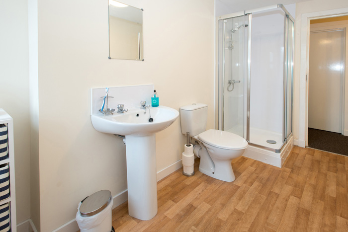Peterson Hall Spacious Bathroom