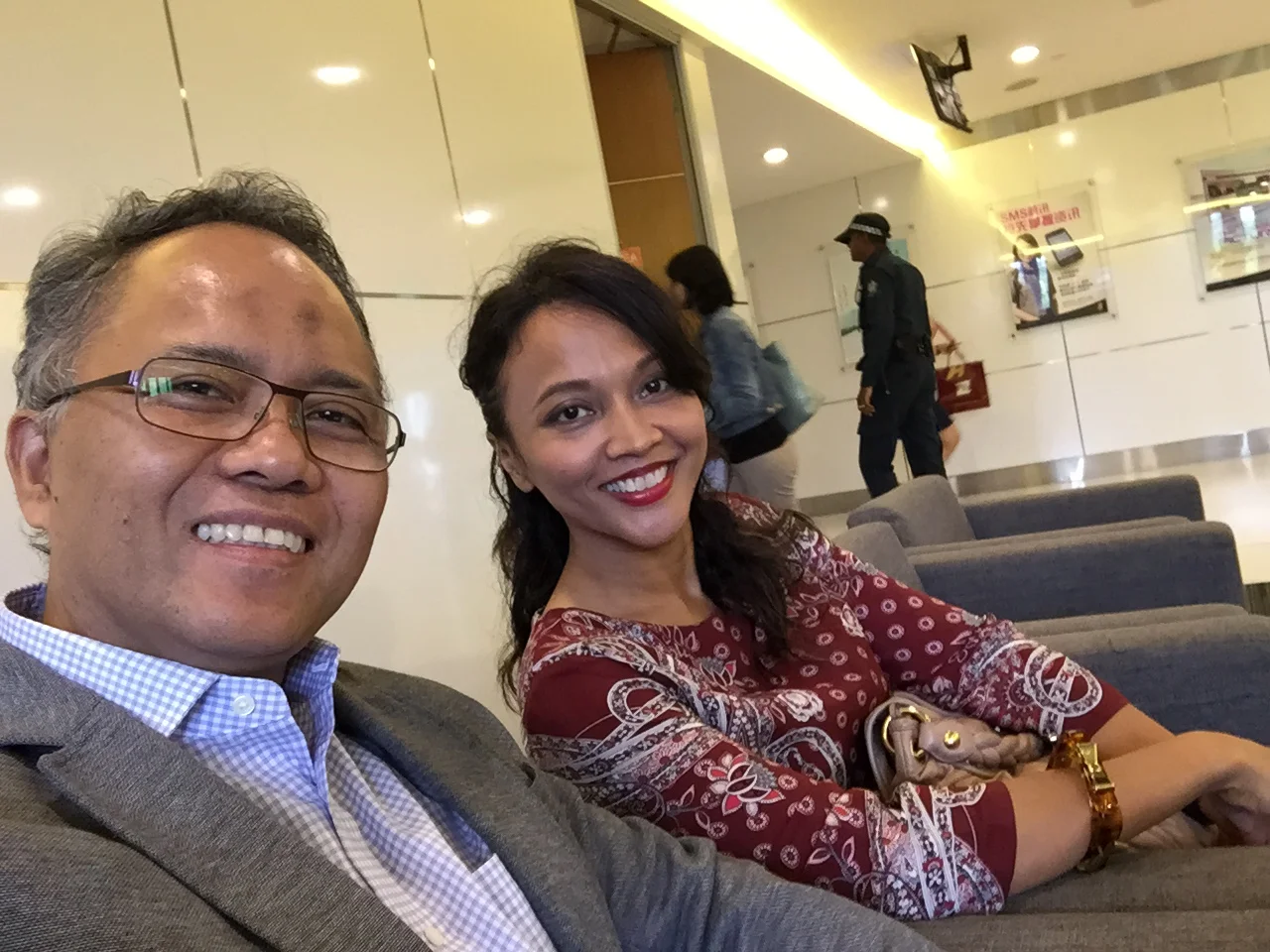 Berkongsi hidup, berkongsi perniagaan.